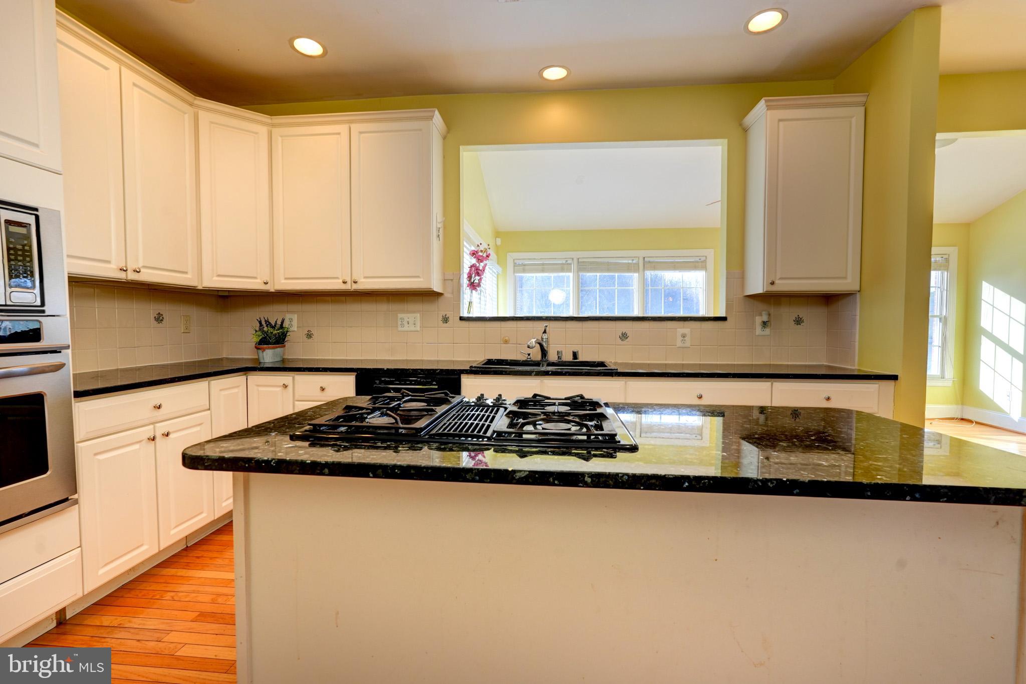 HOYLES MILL VILLAGE - Residential Lease