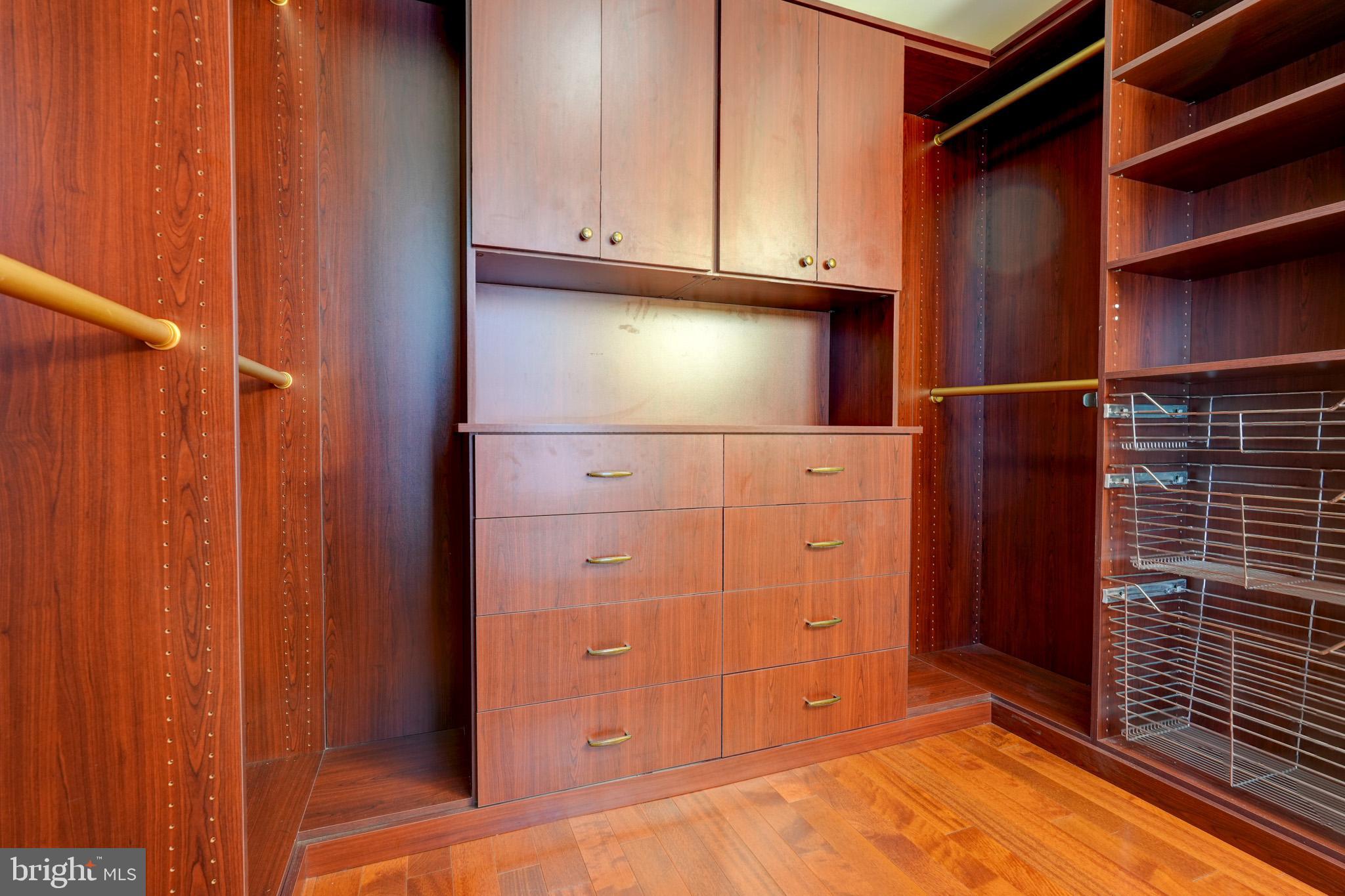 HOYLES MILL VILLAGE - Residential Lease