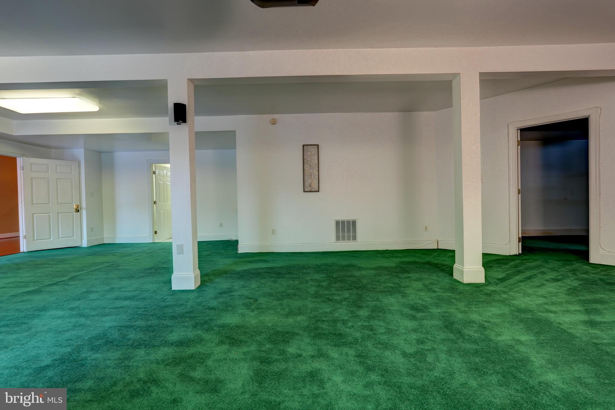 HOYLES MILL VILLAGE - Residential Lease