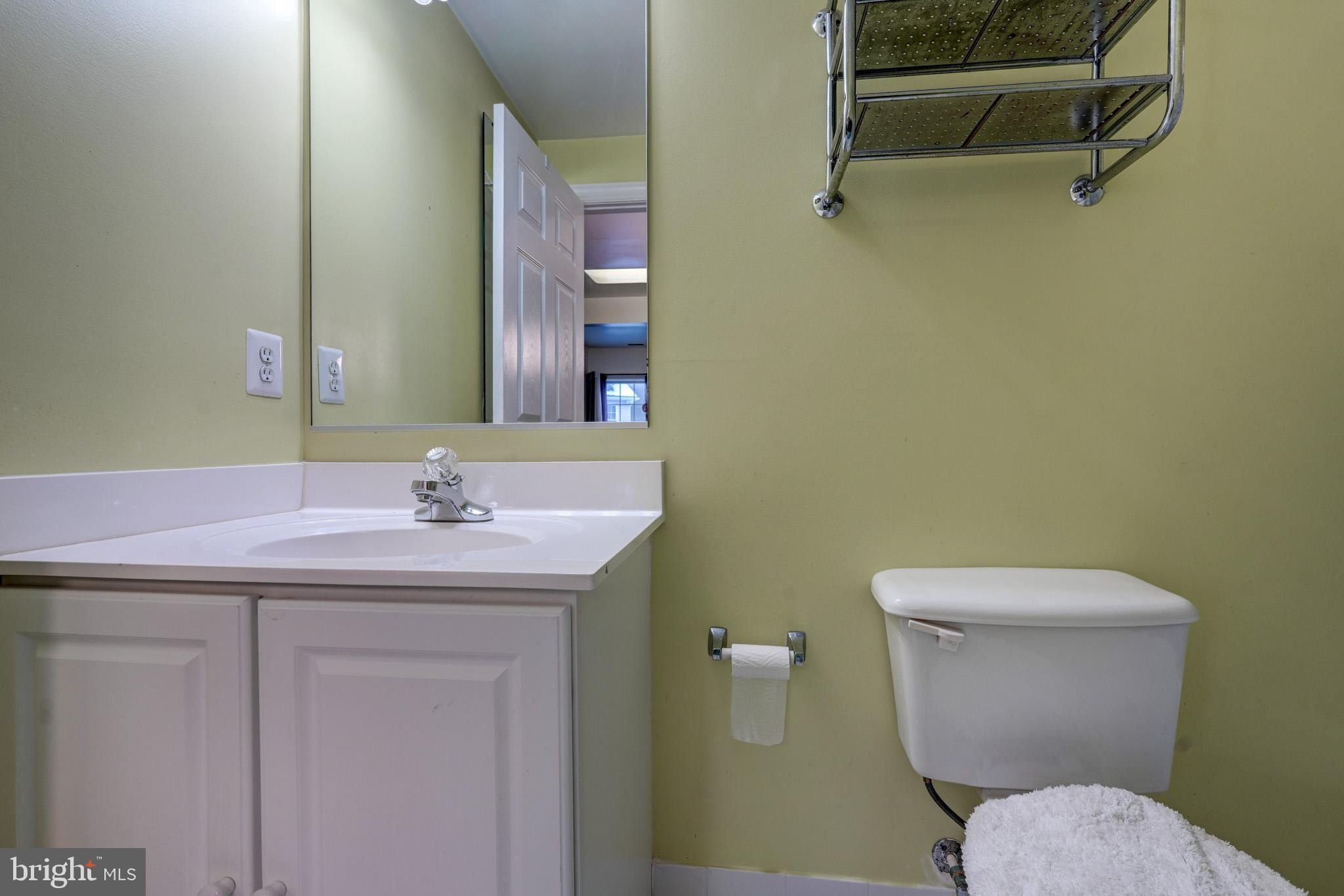 HOYLES MILL VILLAGE - Residential Lease