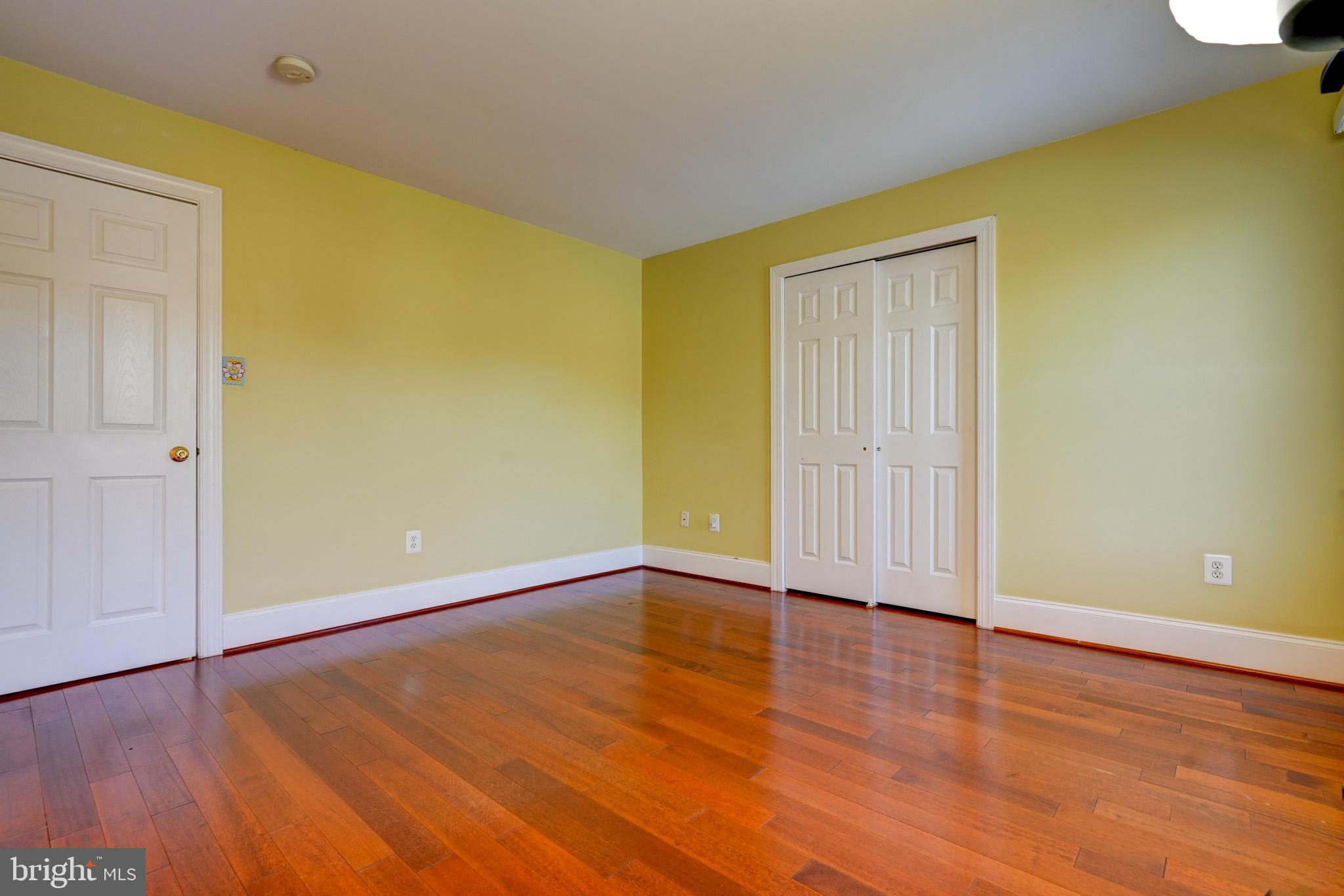 HOYLES MILL VILLAGE - Residential Lease