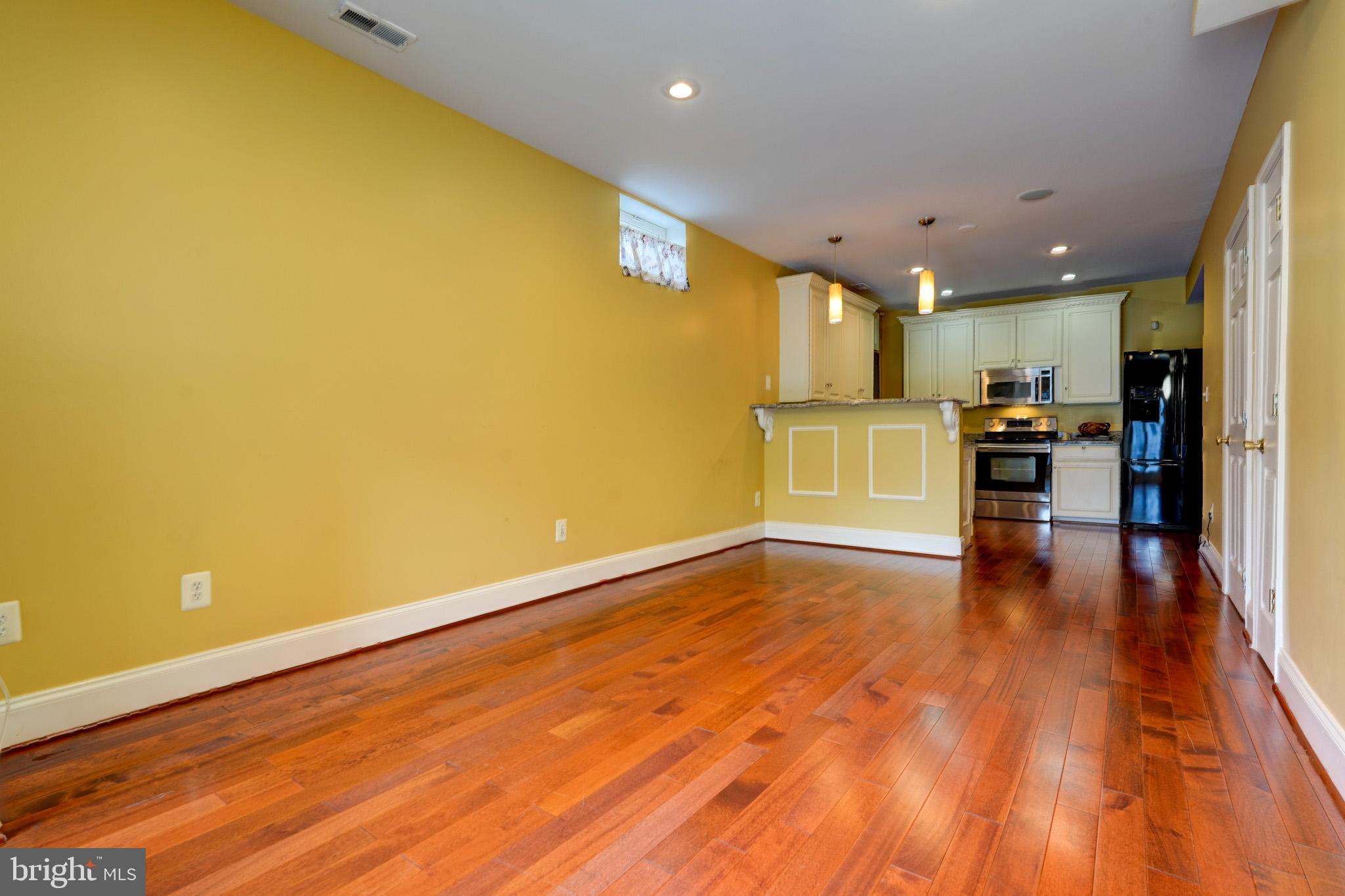 HOYLES MILL VILLAGE - Residential Lease