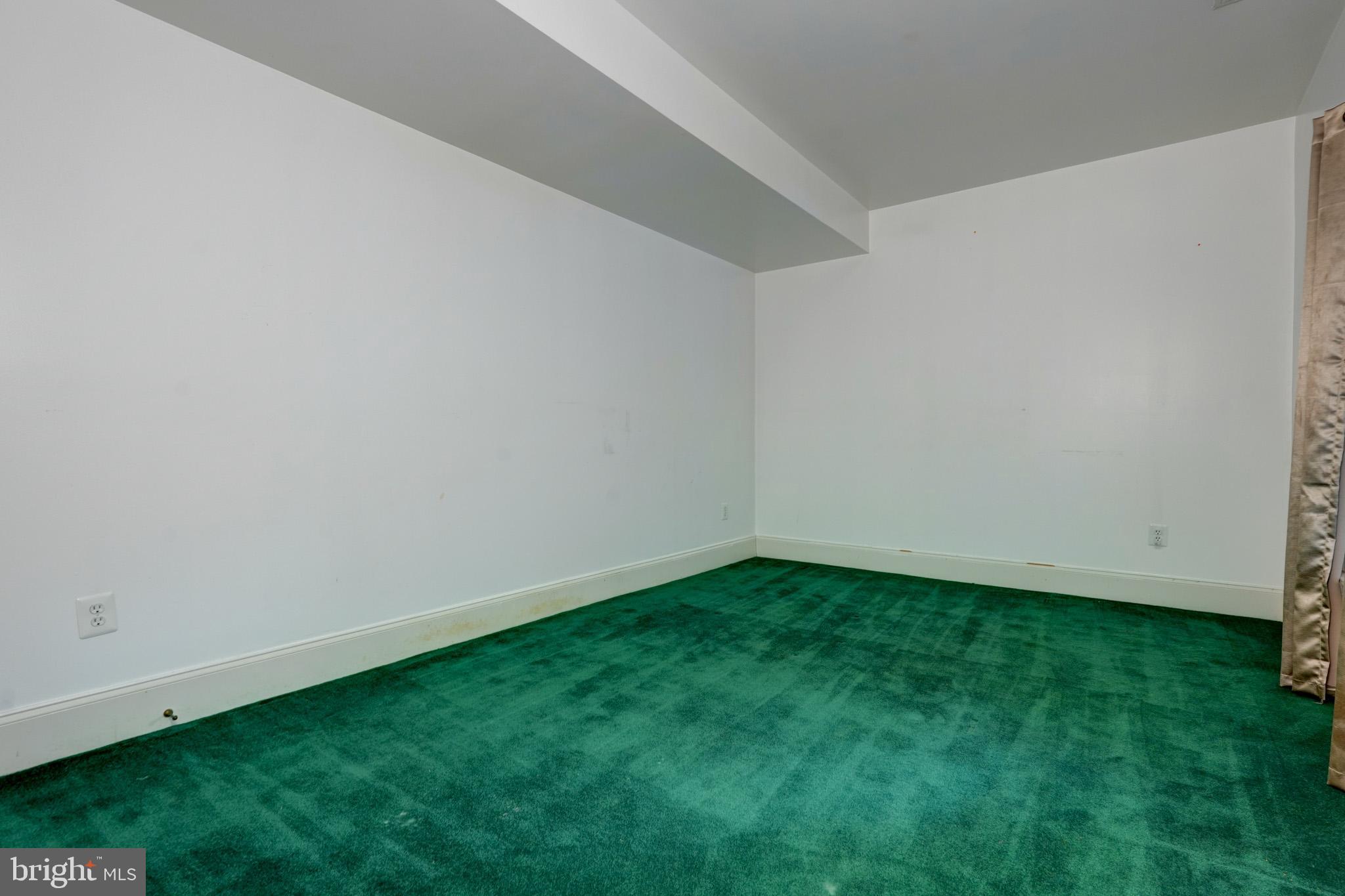 HOYLES MILL VILLAGE - Residential Lease