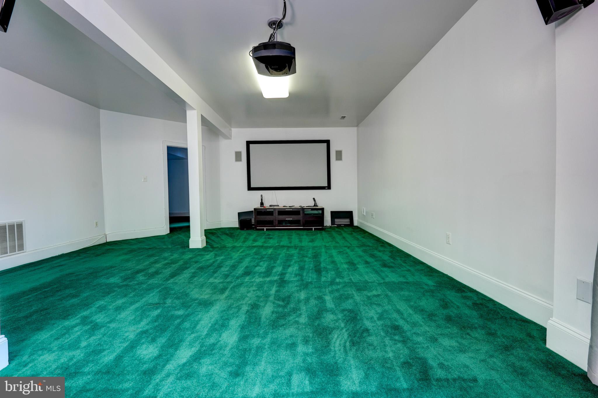 HOYLES MILL VILLAGE - Residential Lease