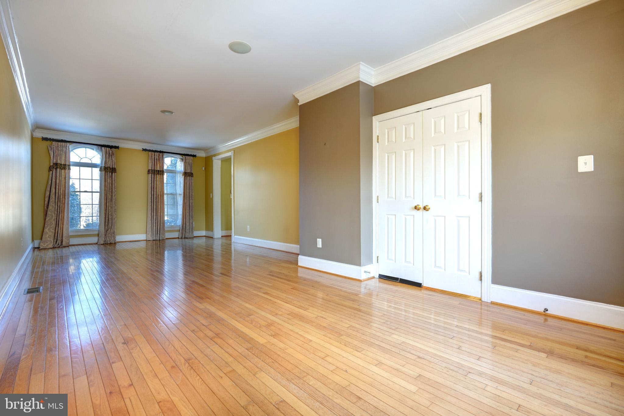 HOYLES MILL VILLAGE - Residential Lease