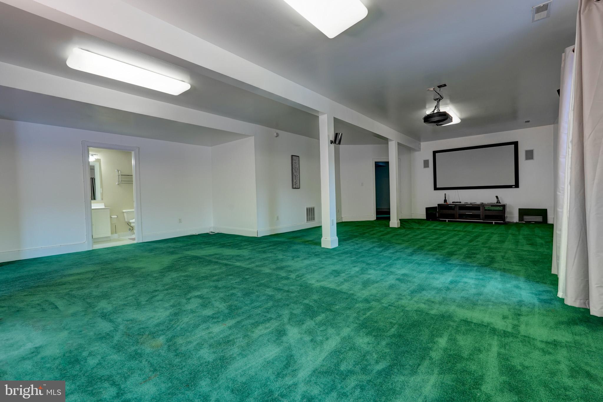 HOYLES MILL VILLAGE - Residential Lease