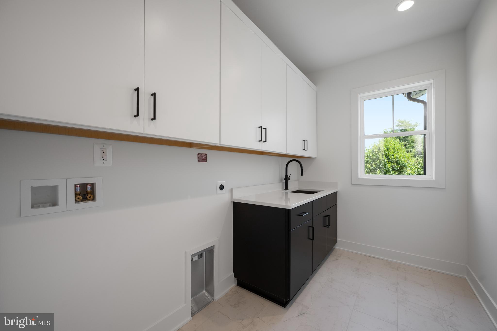 TOLL BROTHERS AT WOODBURN - Residential