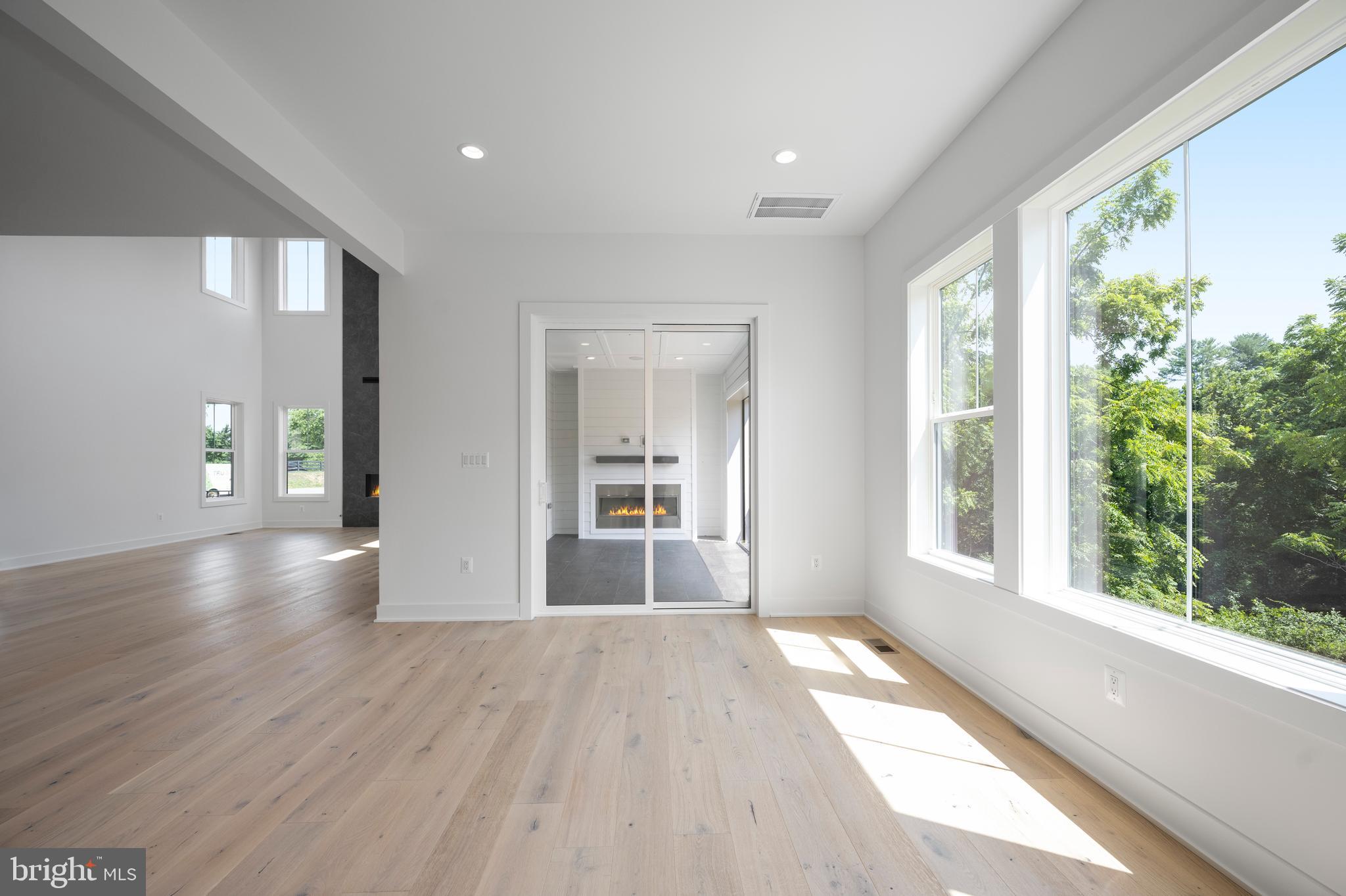 TOLL BROTHERS AT WOODBURN - Residential