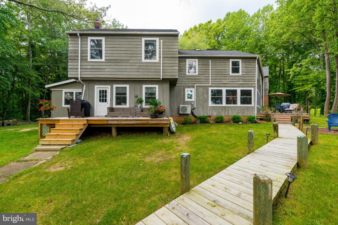 EDGEWATER - Residential