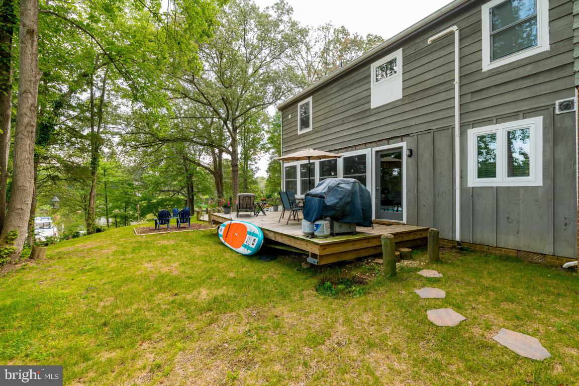 EDGEWATER - Residential