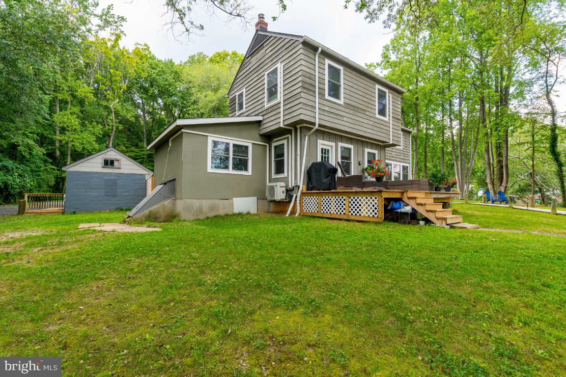 EDGEWATER - Residential