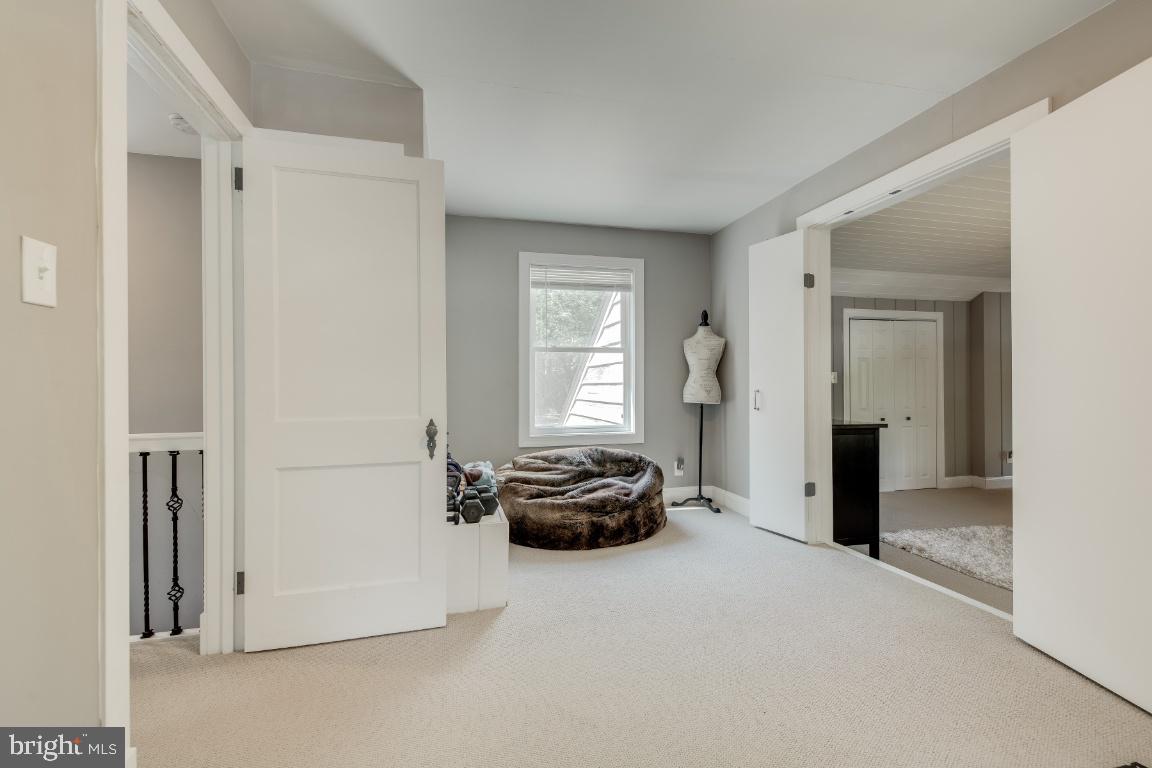 EDGEWATER - Residential