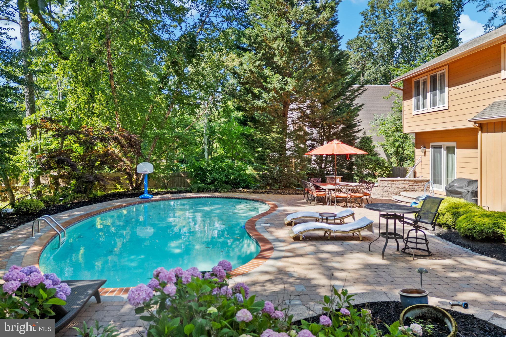 15 HAZELHURST DRIVE