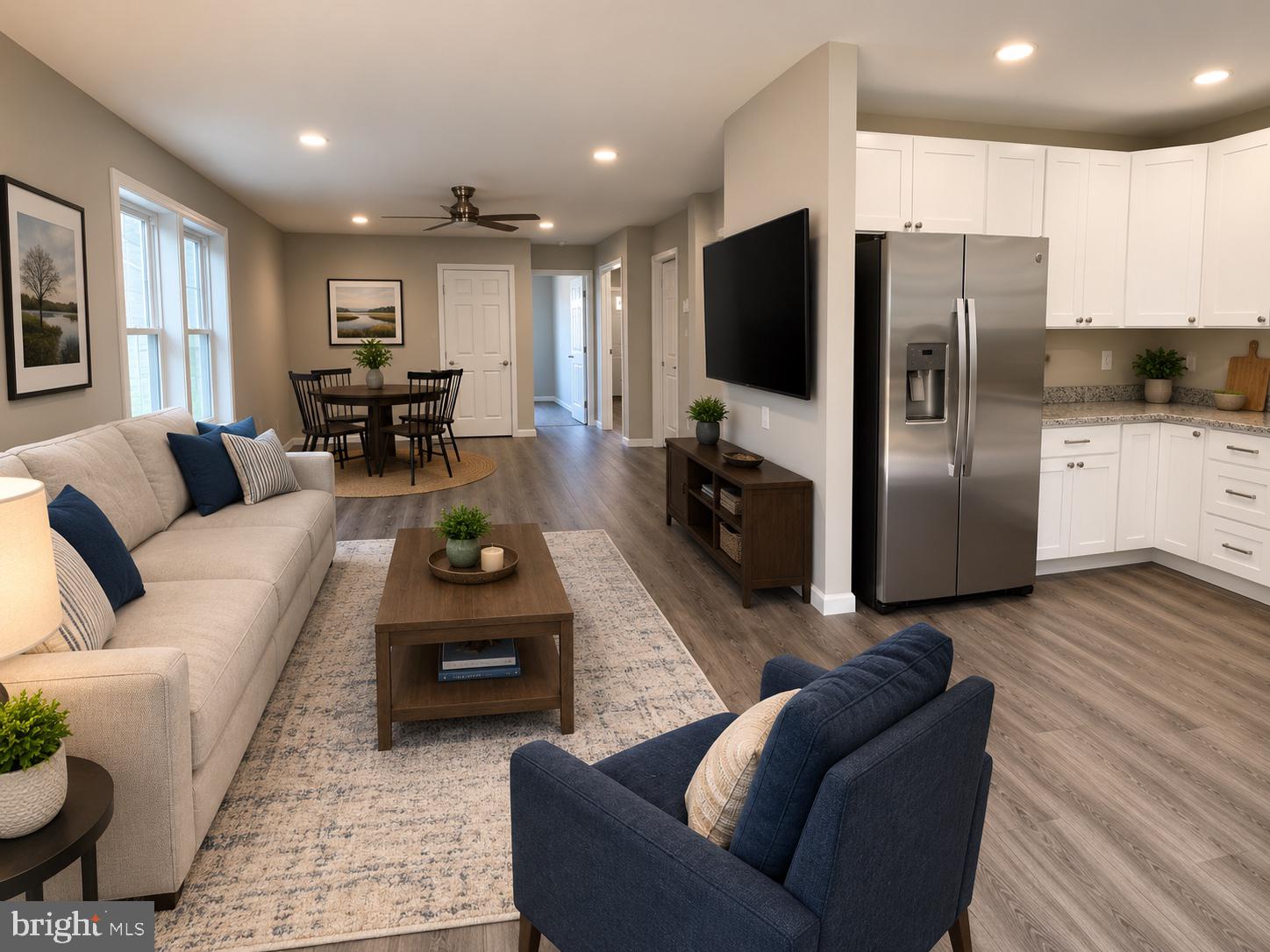 210 W 2ND STREET