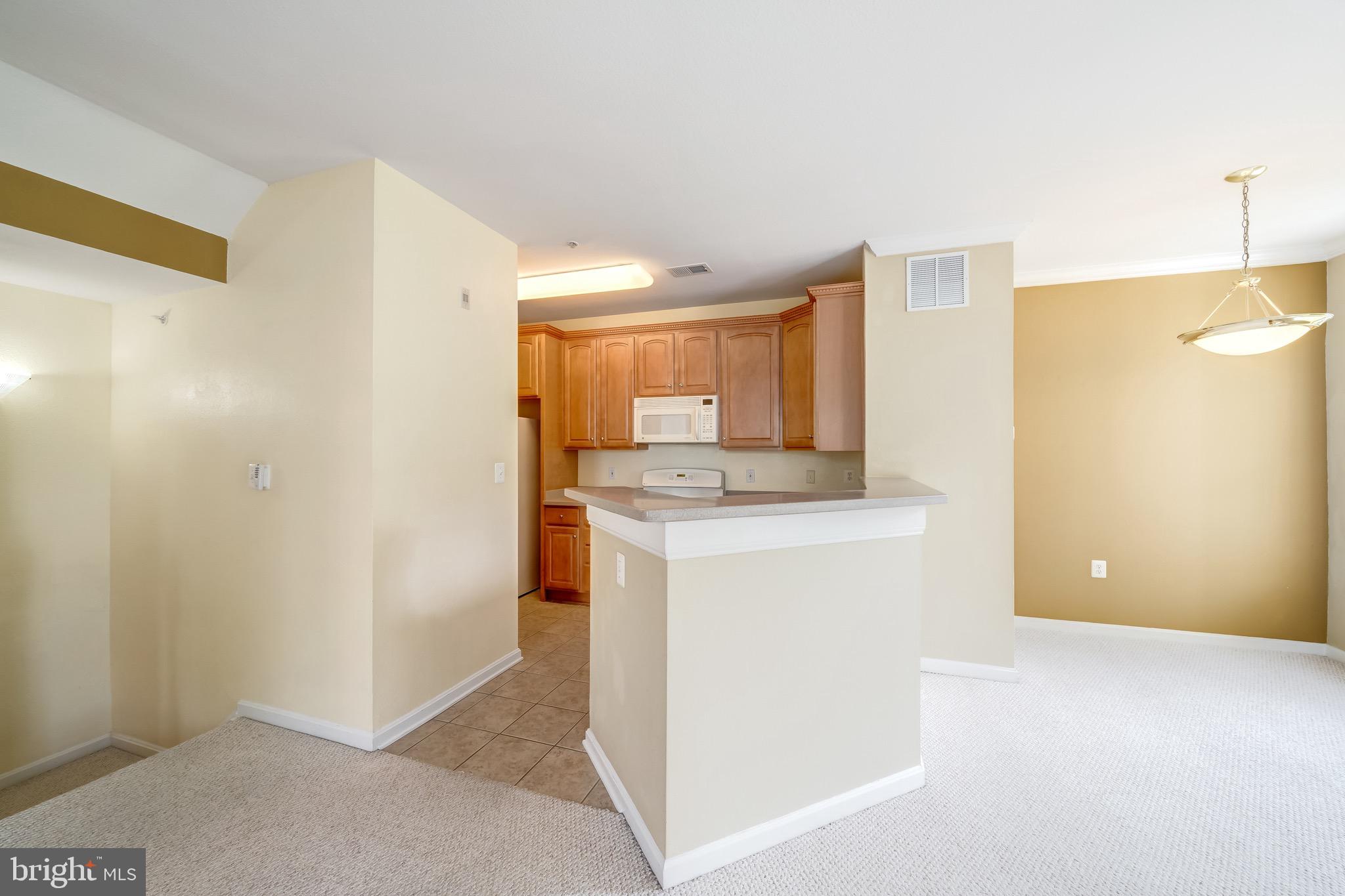 FOX MILL STATION - Residential Lease