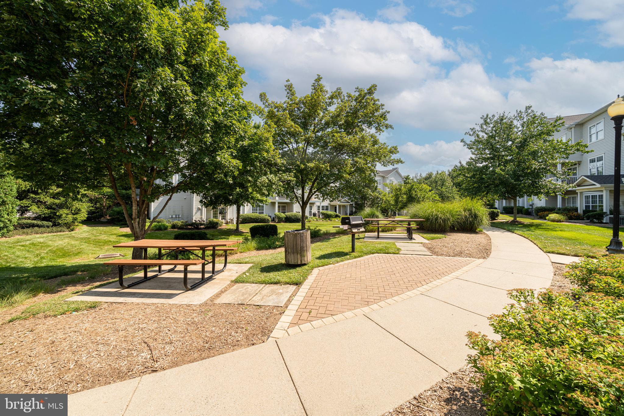 FOX MILL STATION - Residential Lease