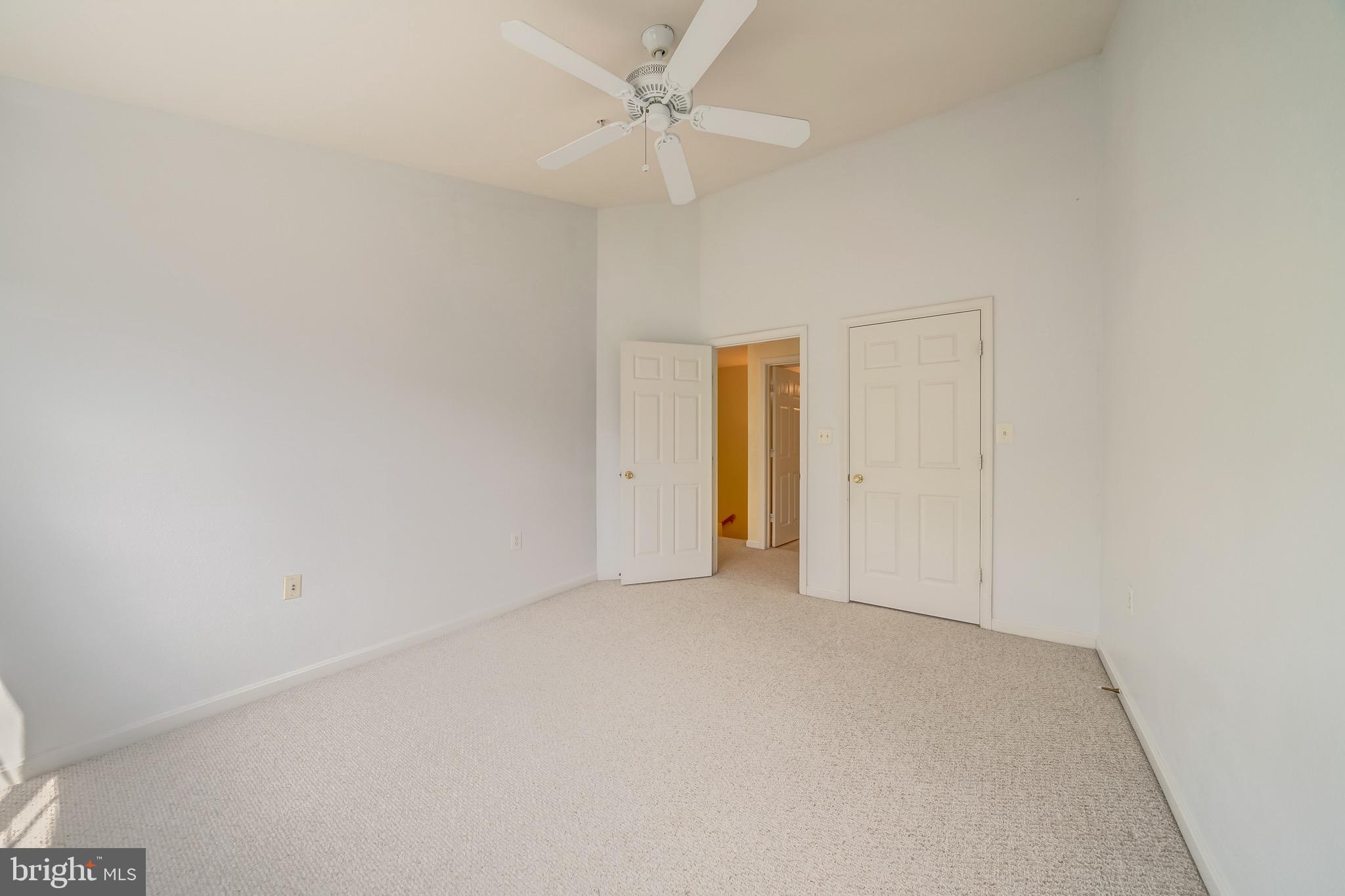 FOX MILL STATION - Residential Lease