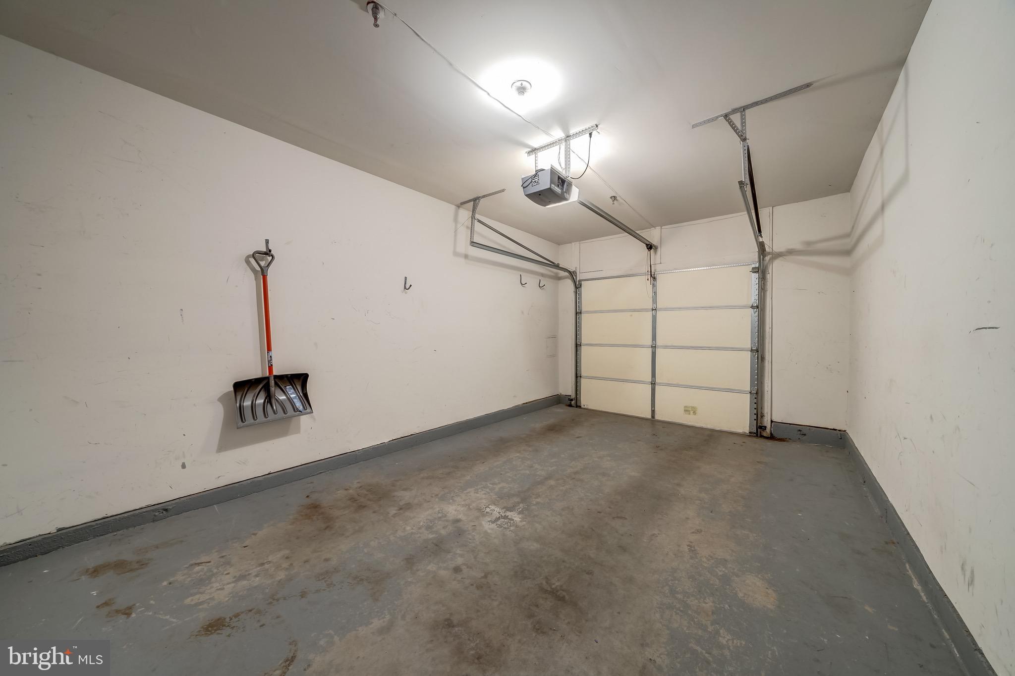 FOX MILL STATION - Residential Lease