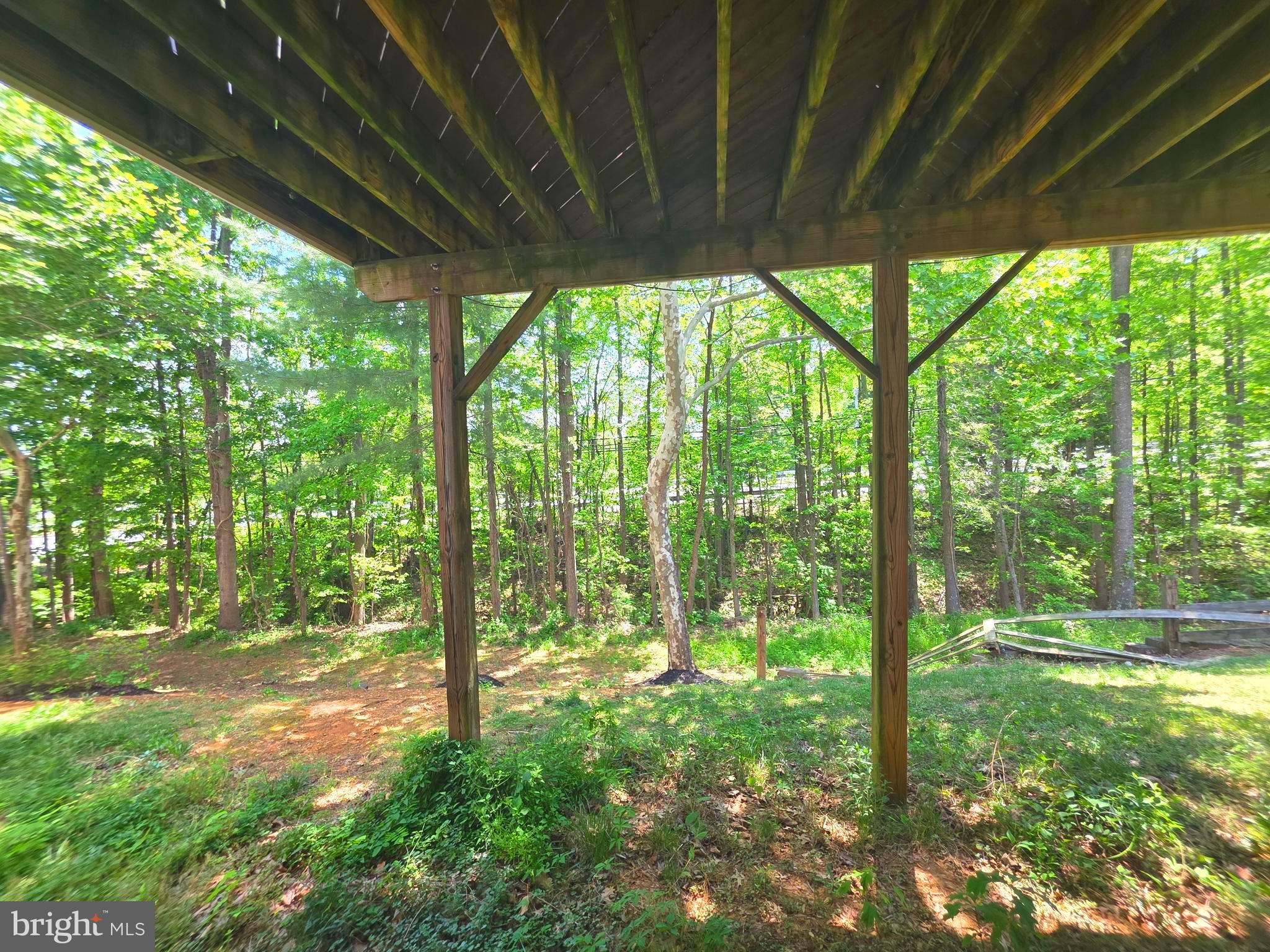 9 LOOKOUT