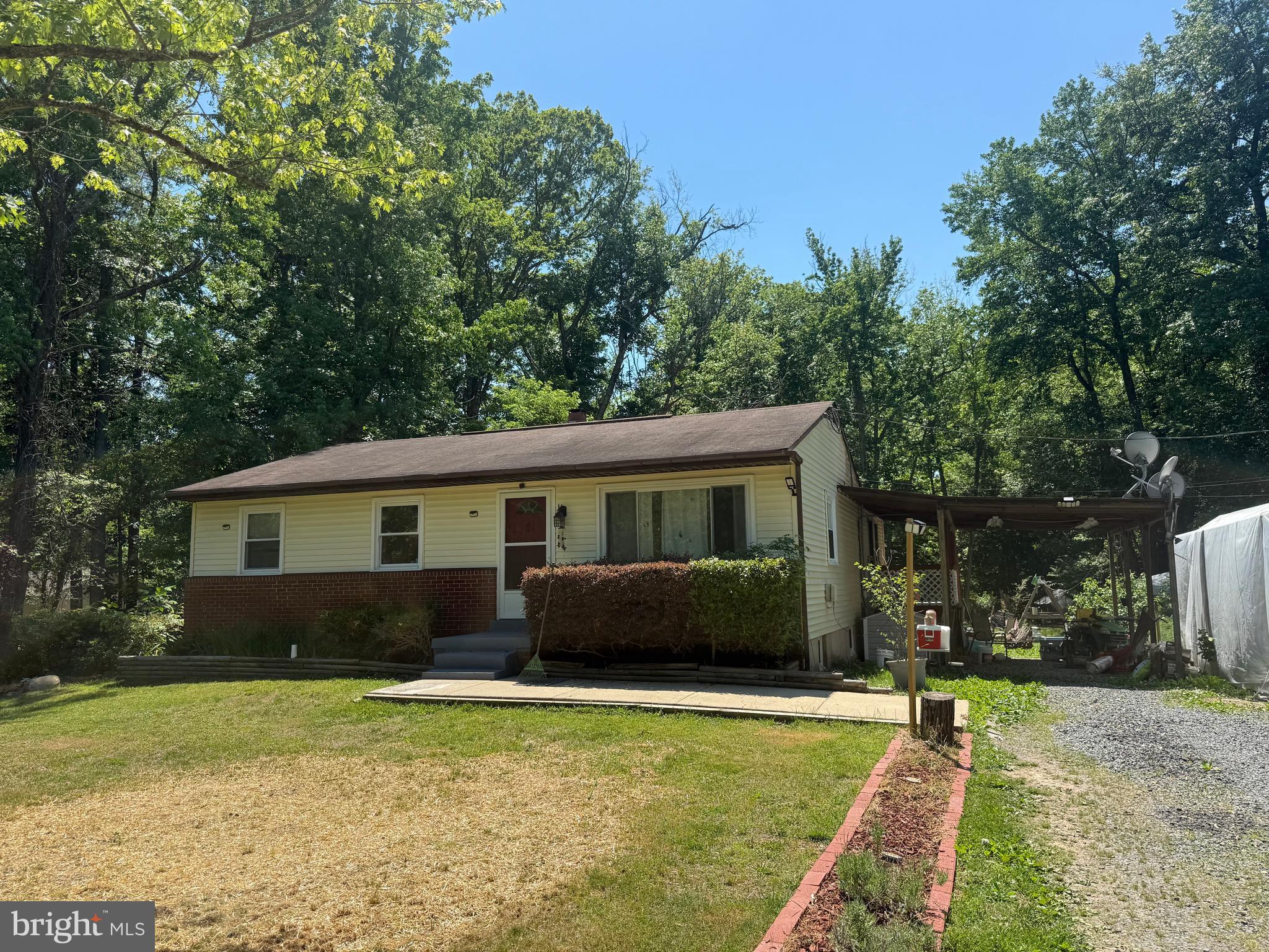 MARSHALL HALL - Residential