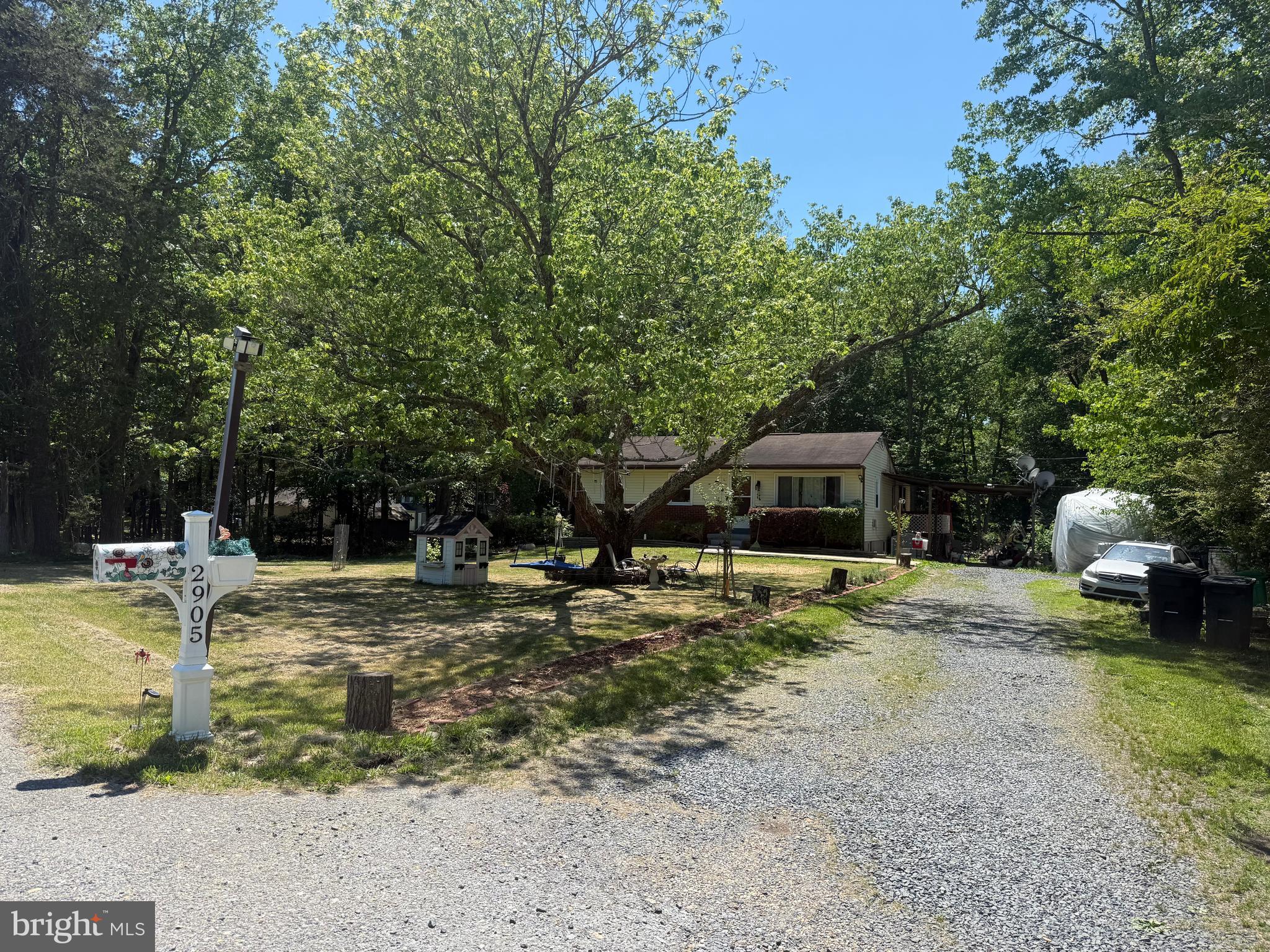 MARSHALL HALL - Residential
