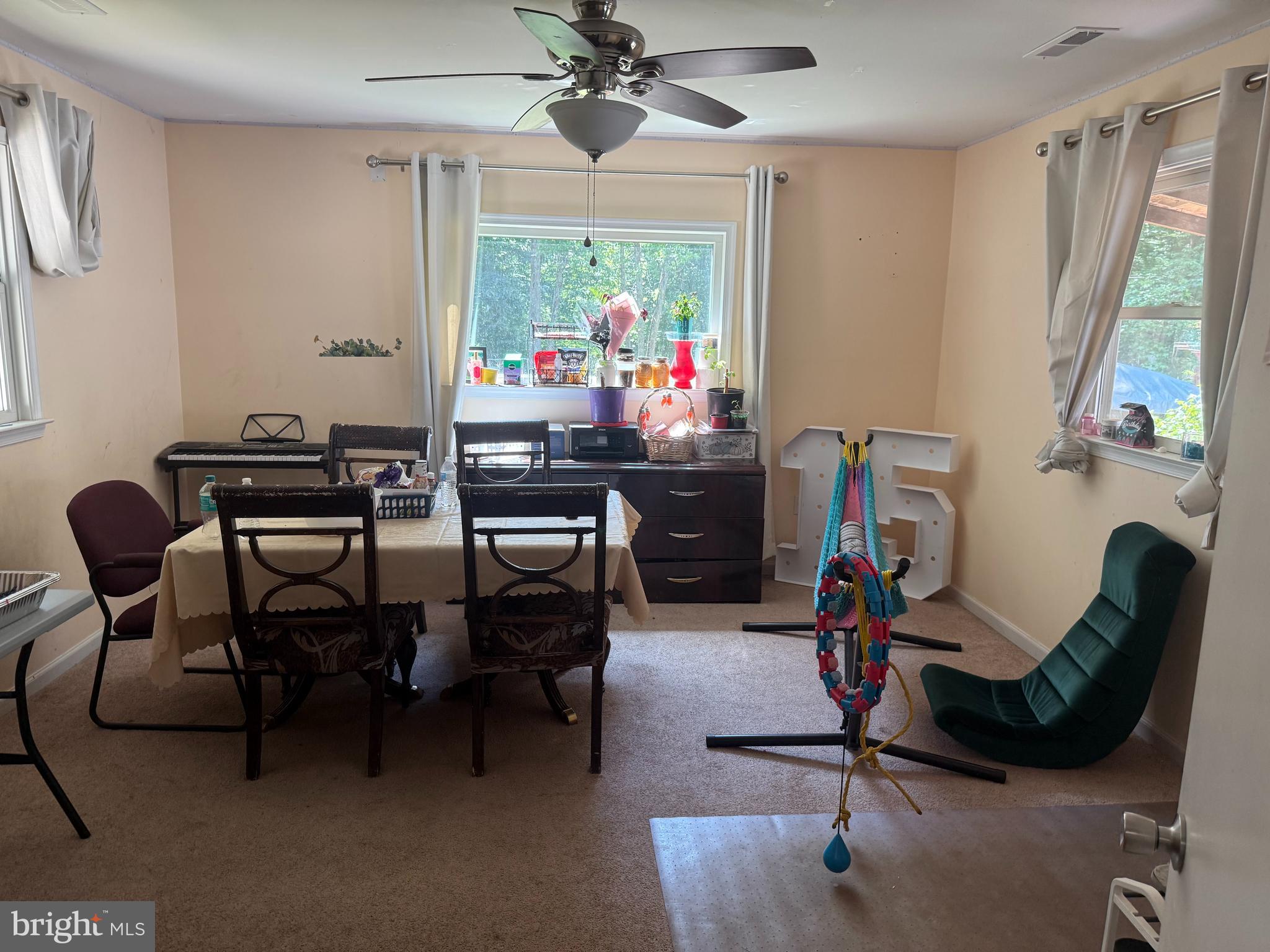 MARSHALL HALL - Residential