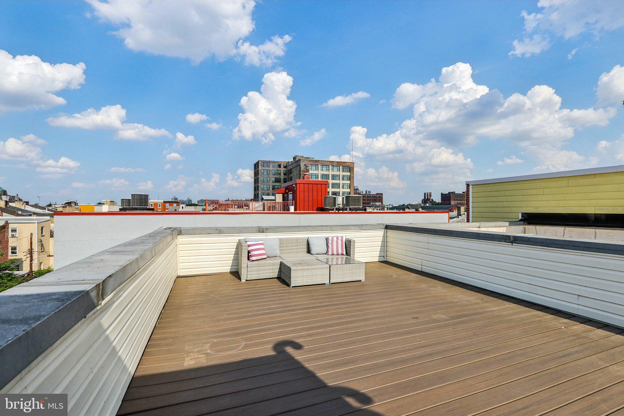 SPRING ARTS - Residential