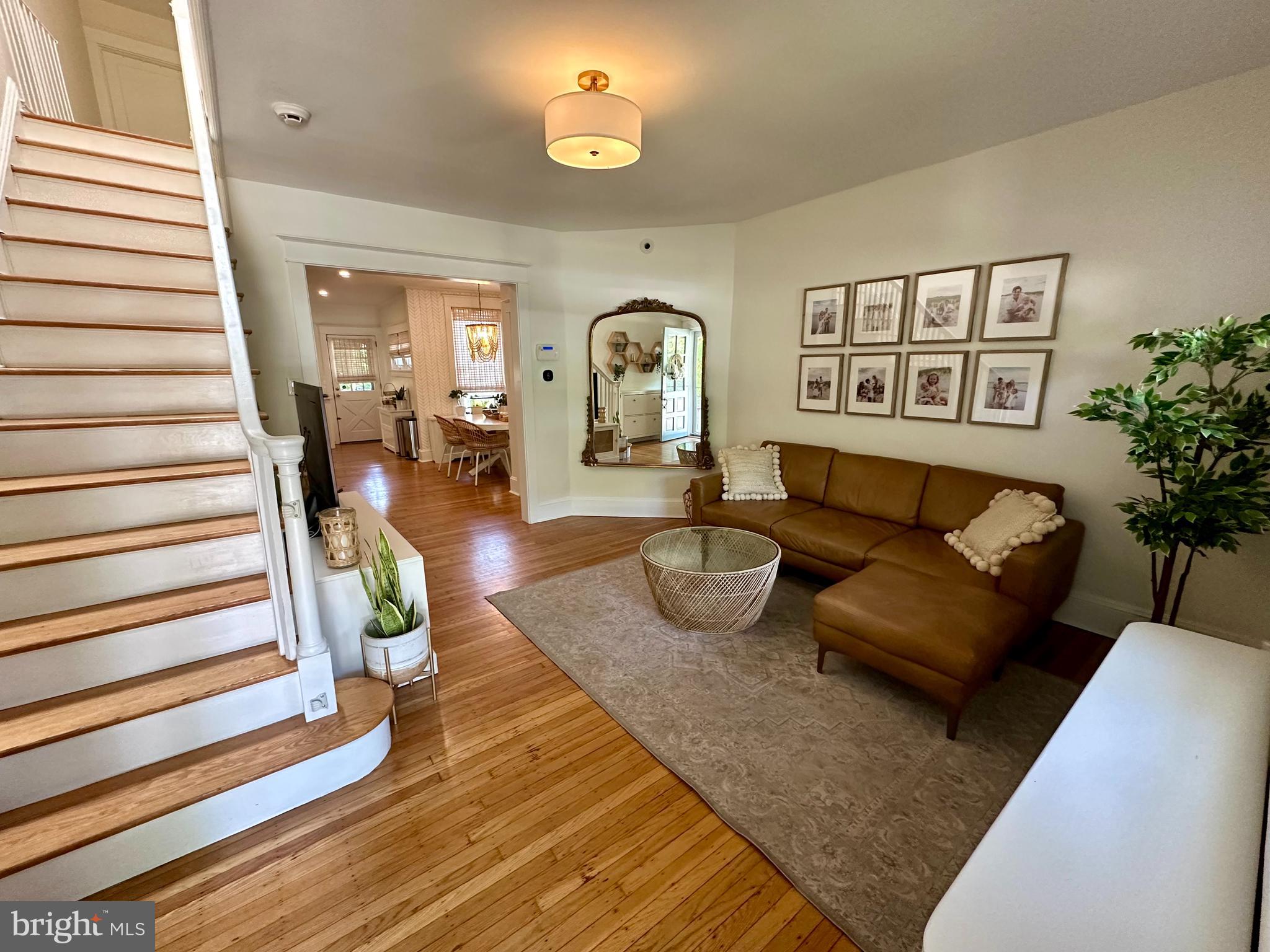 CHESTNUT HILL - Residential Lease