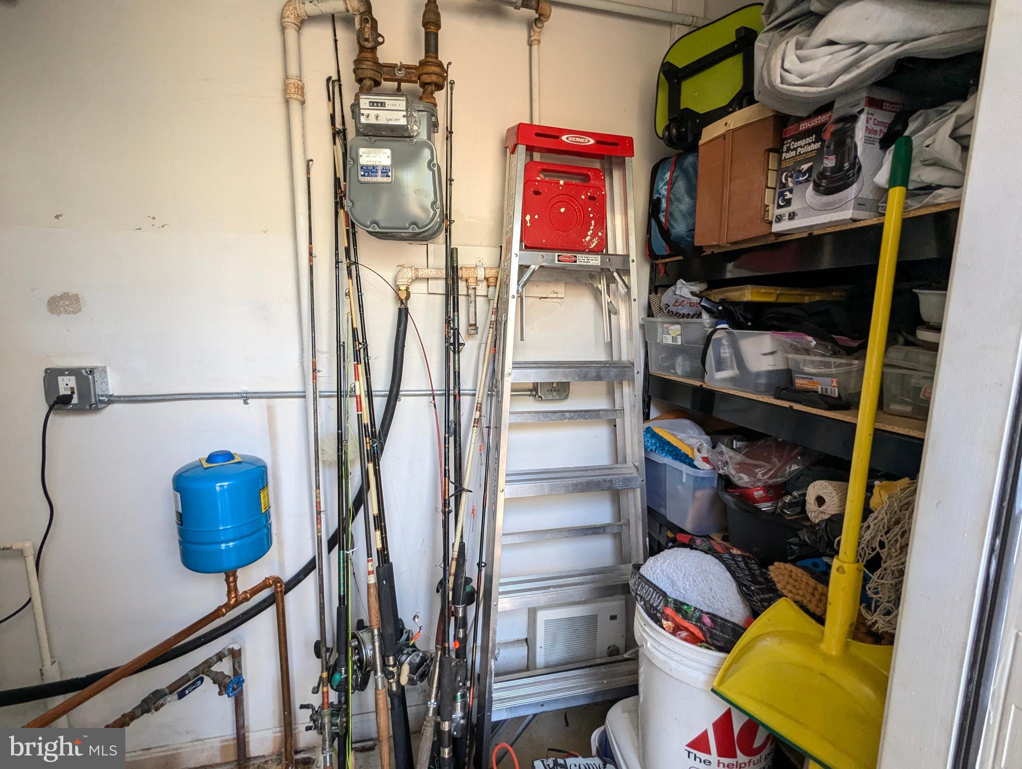 SOLOMONS LANDING - Residential