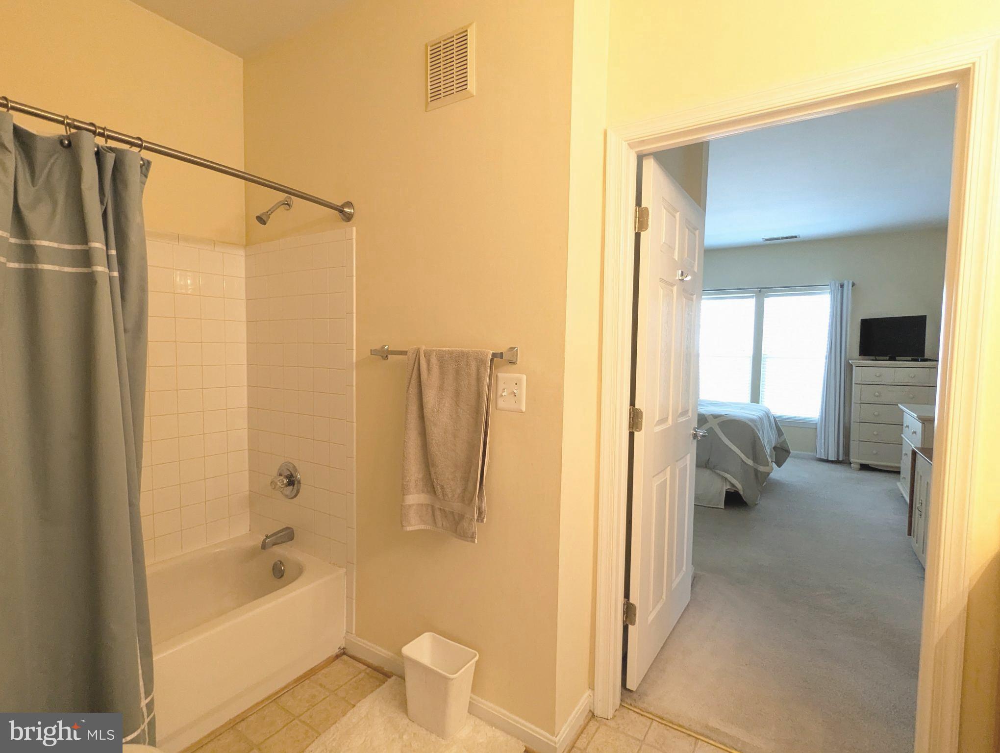 SOLOMONS LANDING - Residential