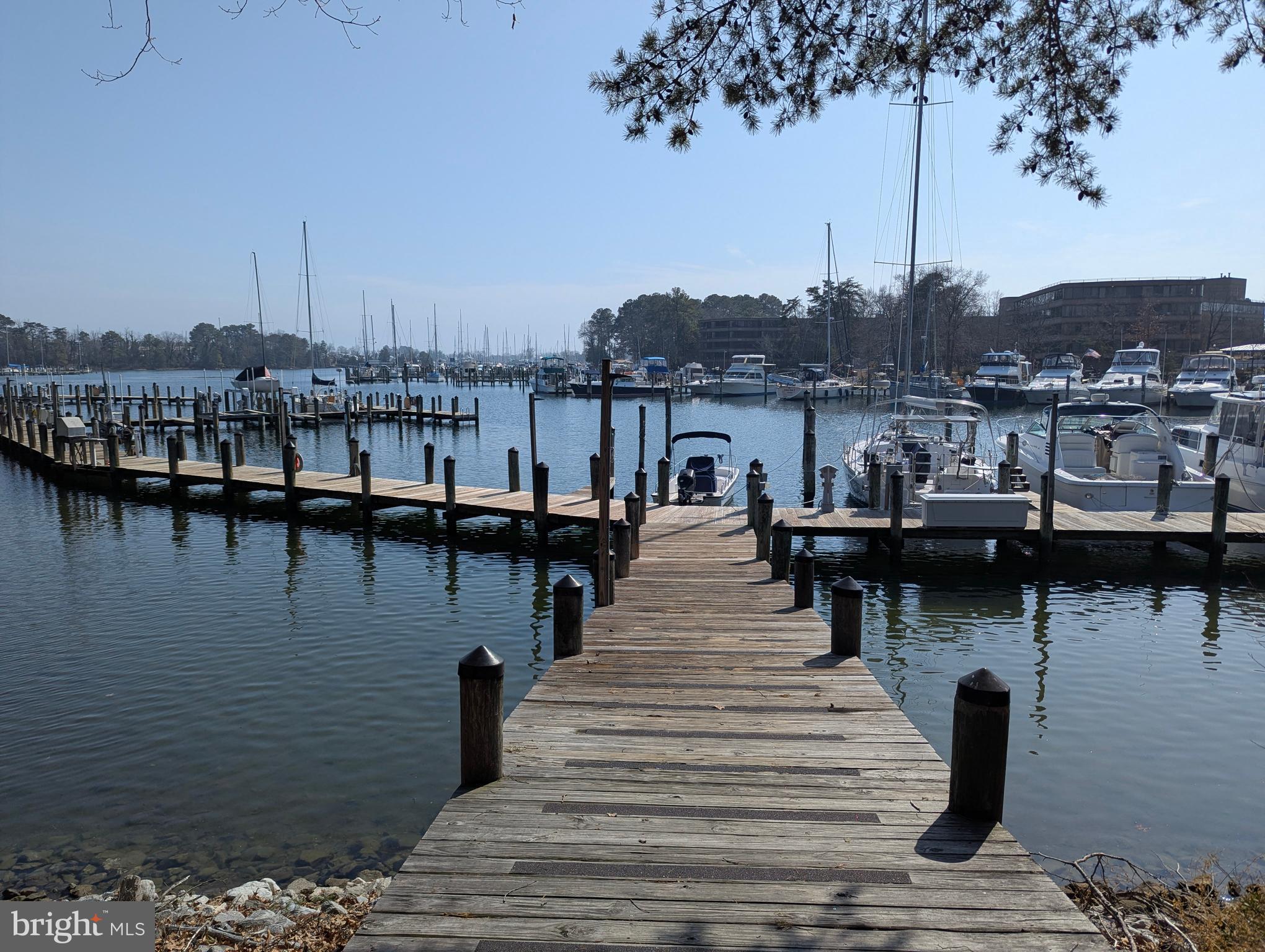 SOLOMONS LANDING - Residential