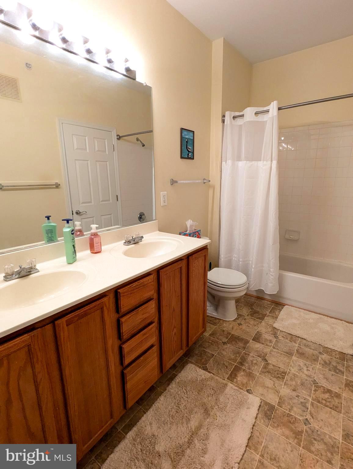 SOLOMONS LANDING - Residential