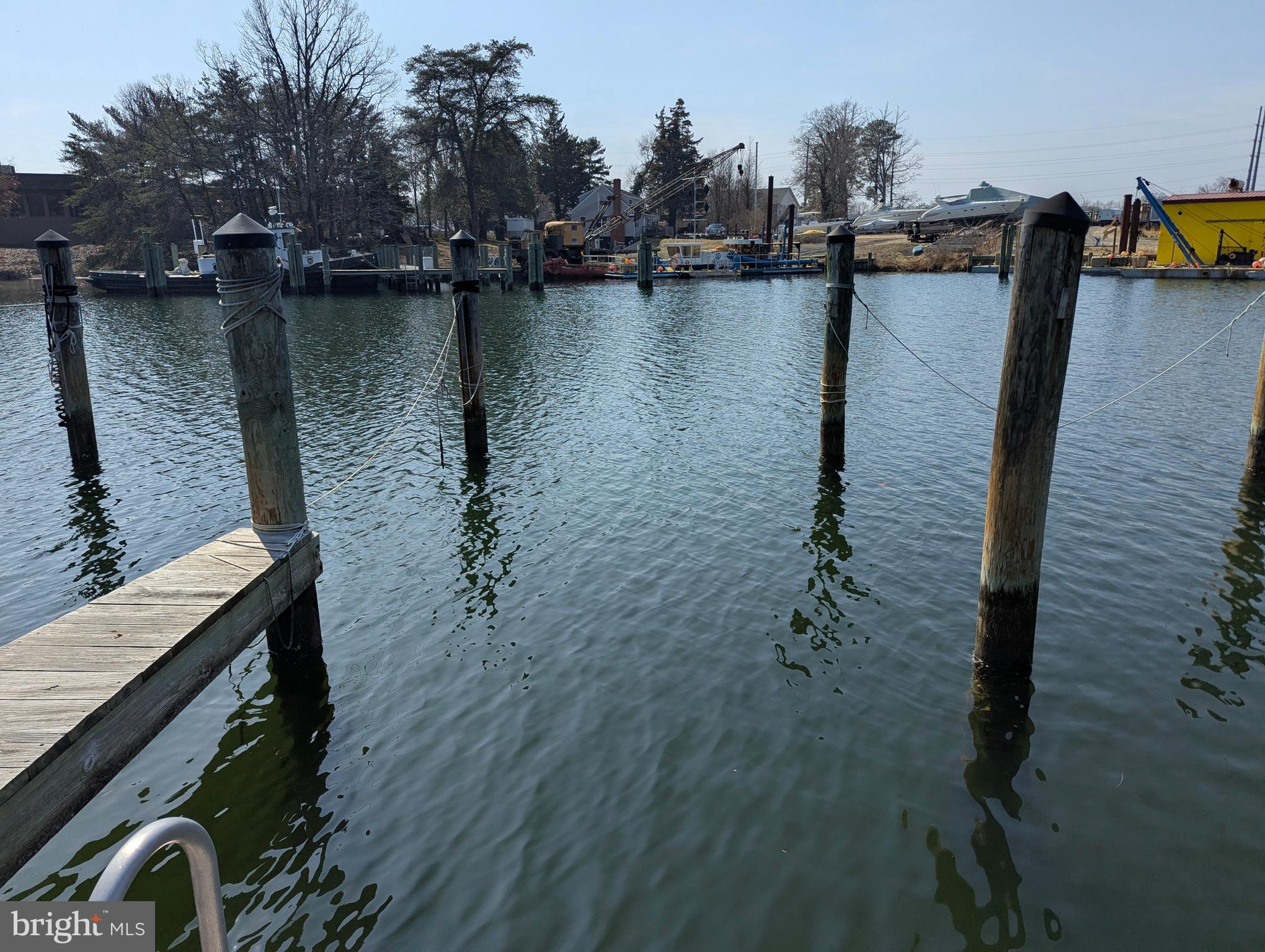 SOLOMONS LANDING - Residential