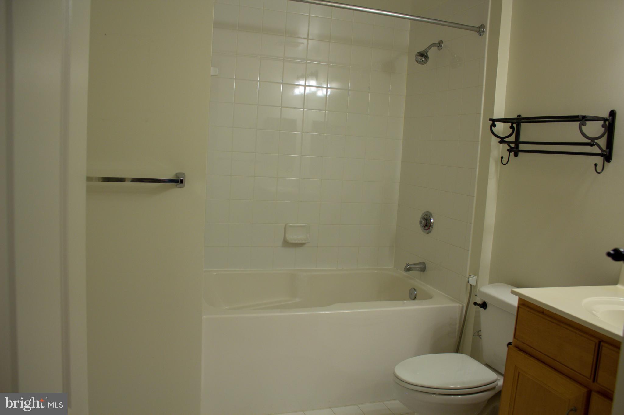 ELAN AT EAST MARKET - Residential Lease