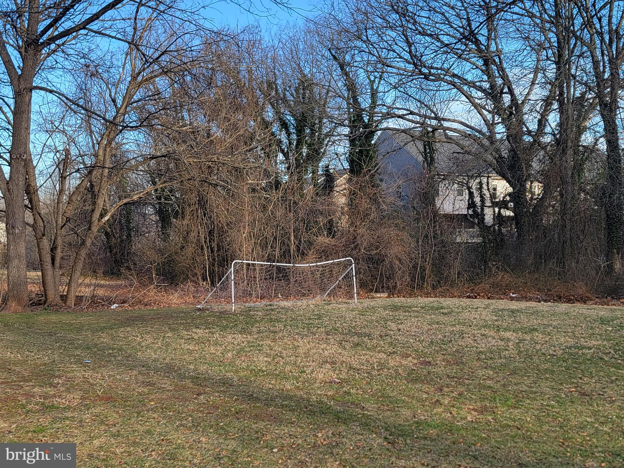 HUNTER'S SQUARE - Residential