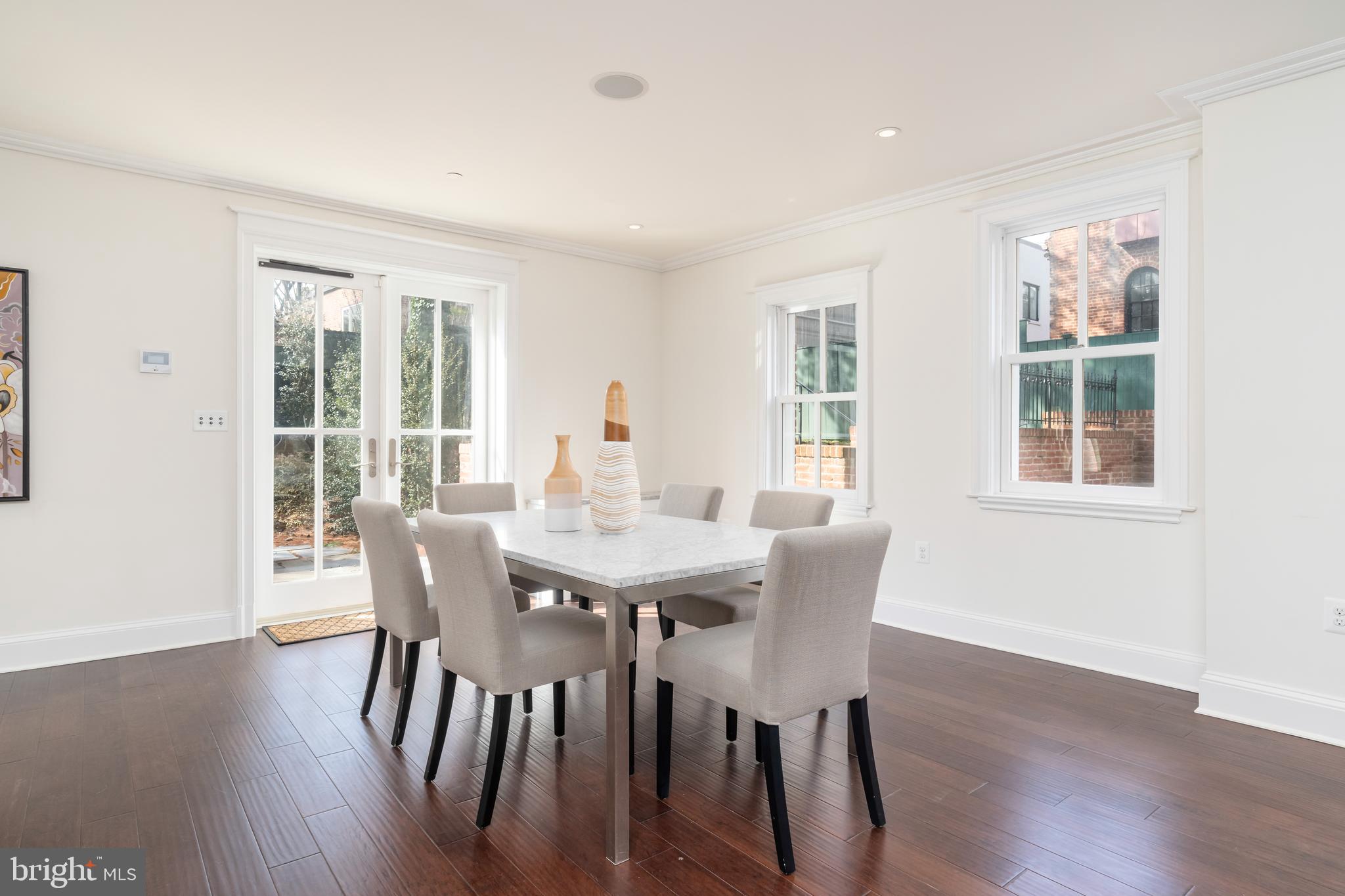 GEORGETOWN - Residential