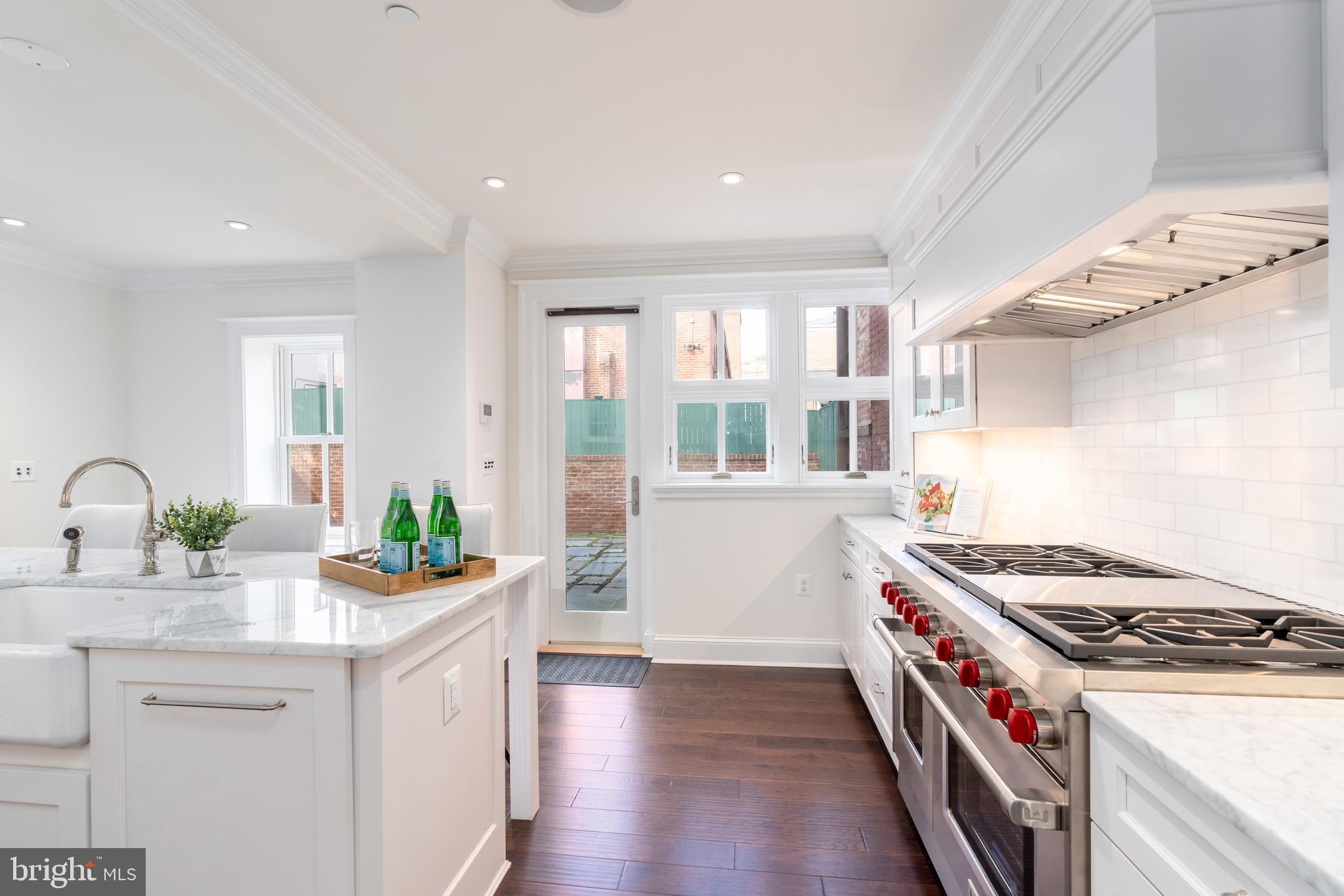 GEORGETOWN - Residential