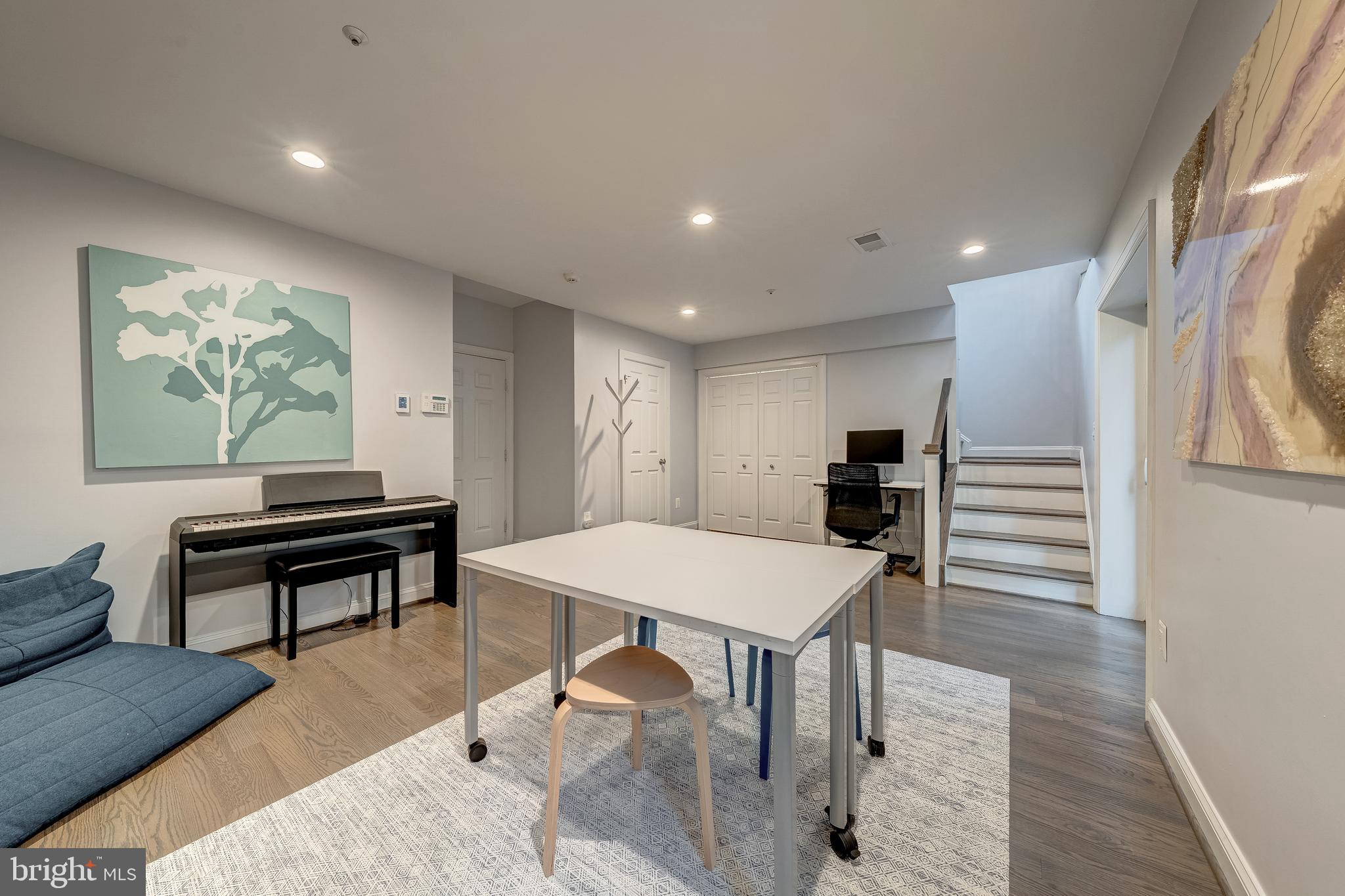 HIGHGATE - Residential