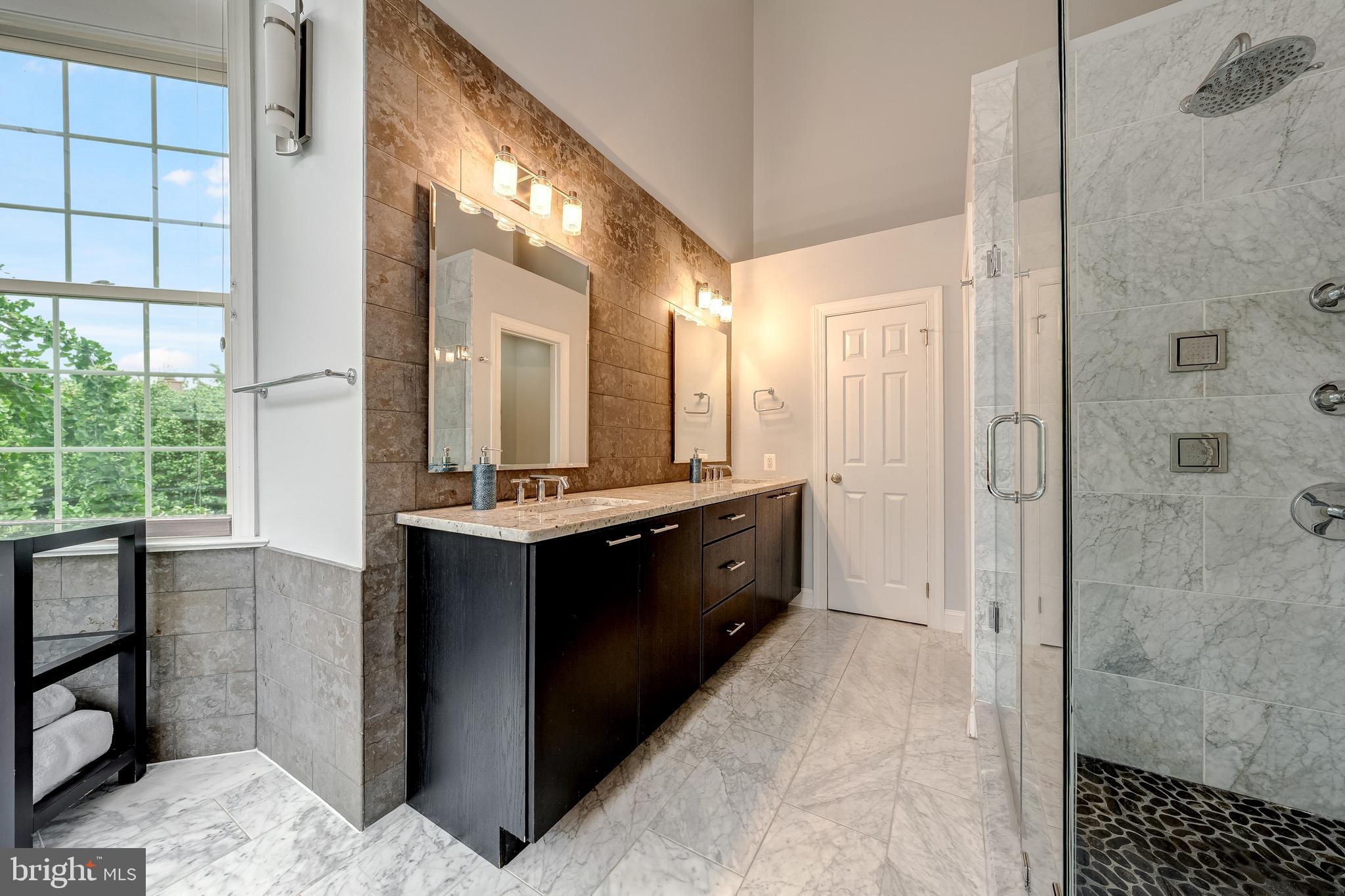 HIGHGATE - Residential