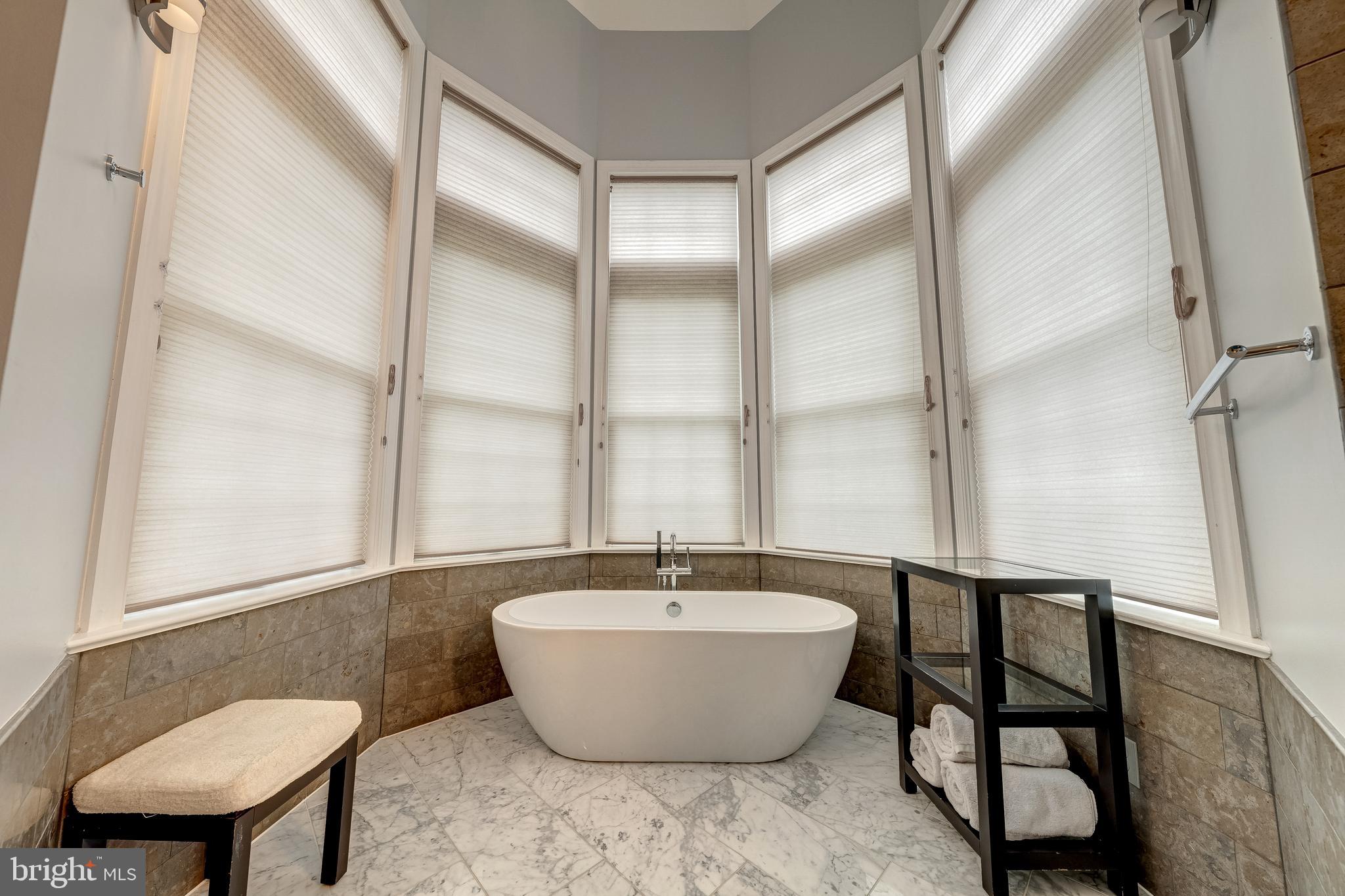 HIGHGATE - Residential