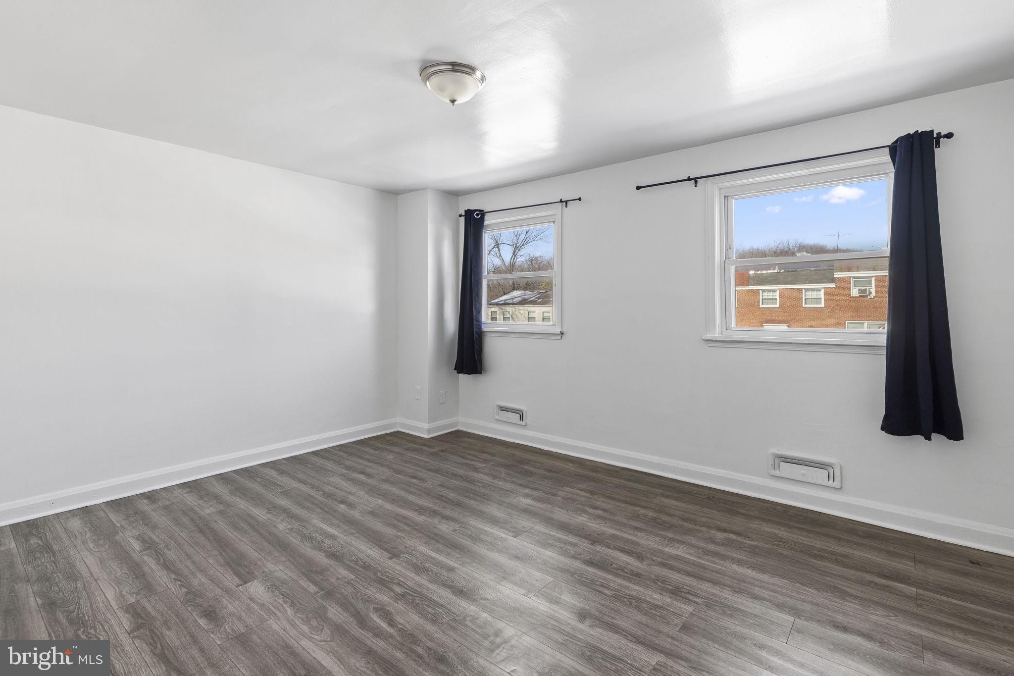 PARKSIDE - Residential