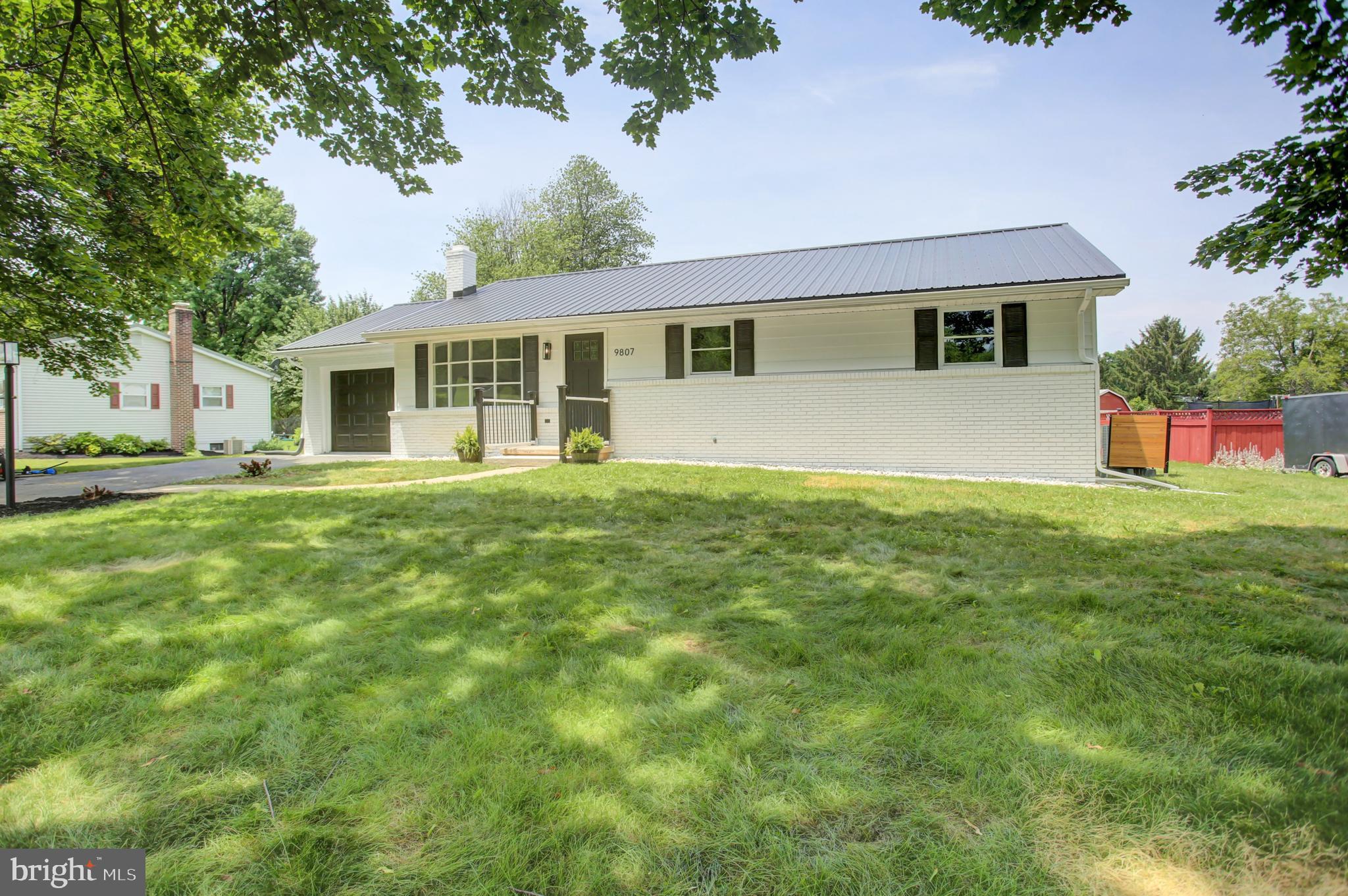 9807 POSSUM HOLLOW ROAD