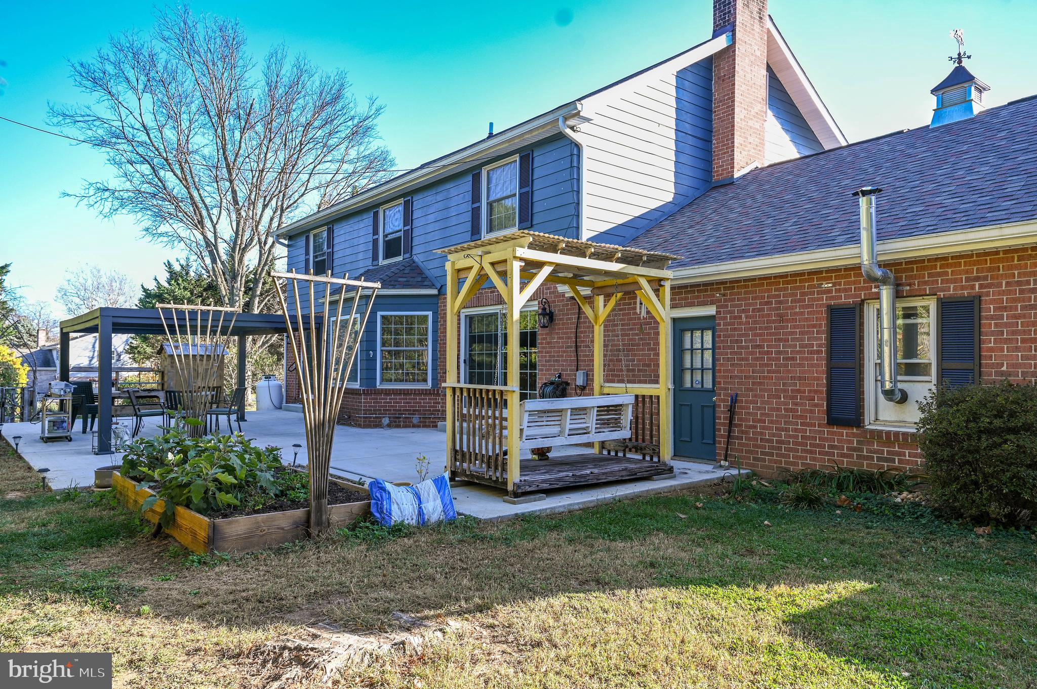 OLD MILL COURT - Residential