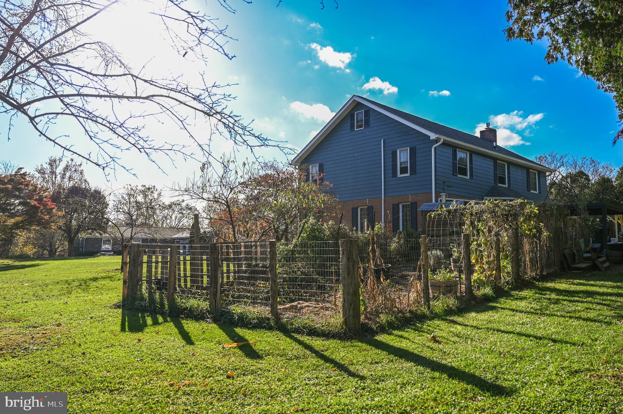 OLD MILL COURT - Residential
