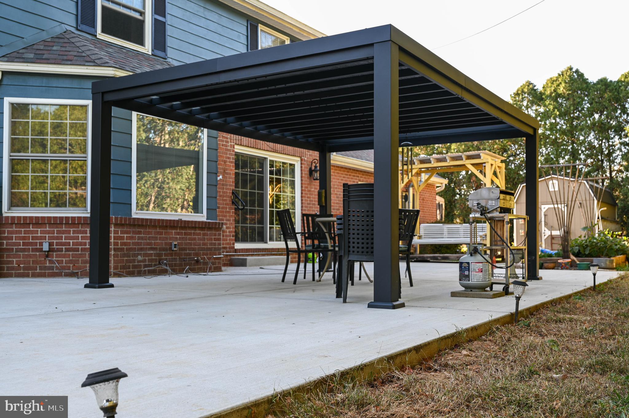 OLD MILL COURT - Residential