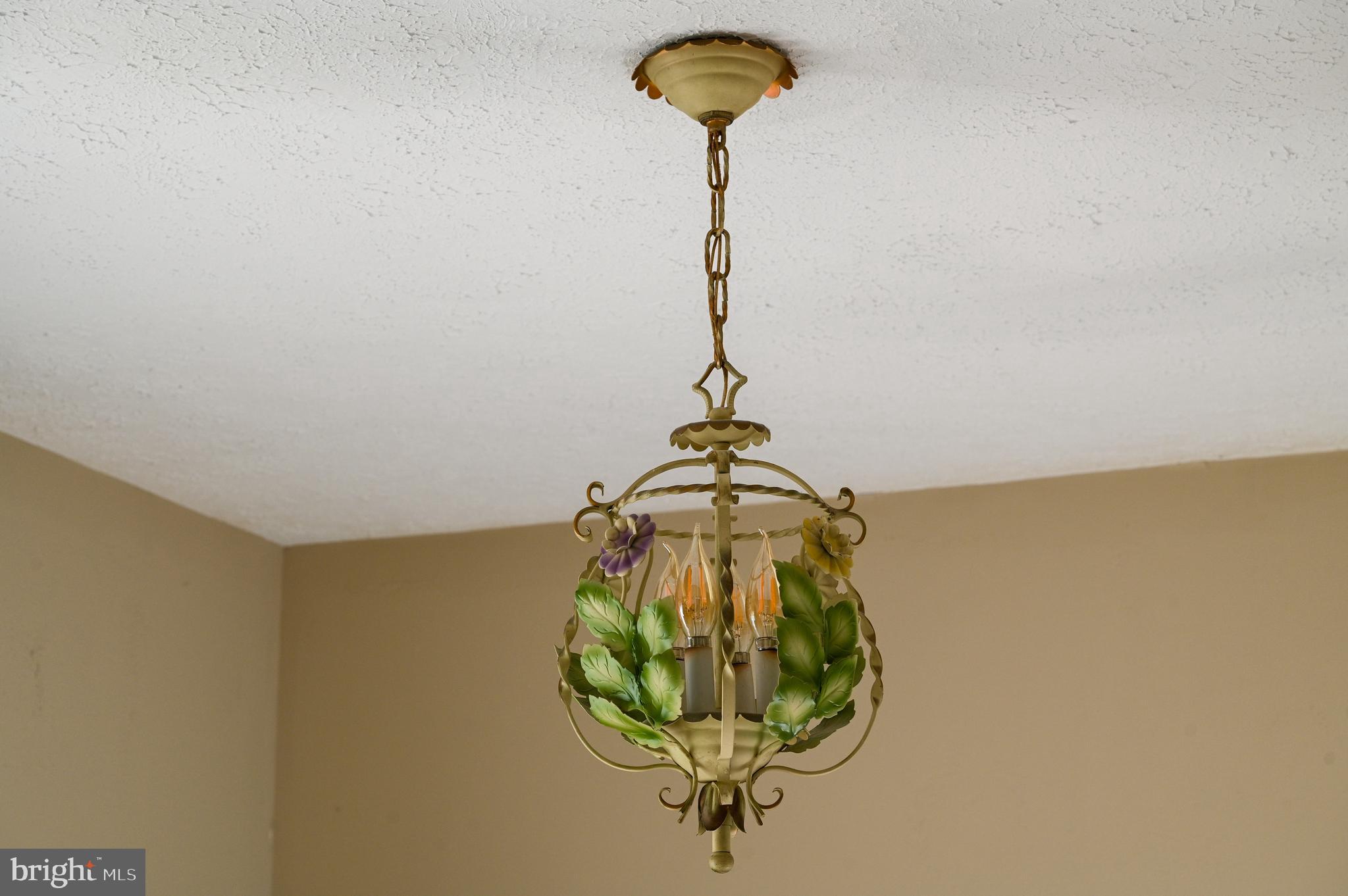 OLD MILL COURT - Residential