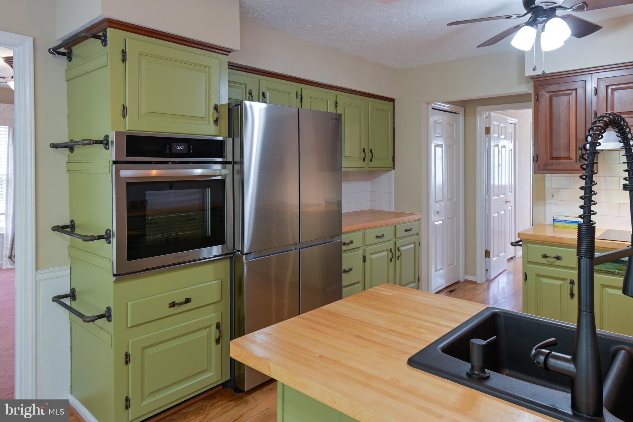 OLD MILL COURT - Residential