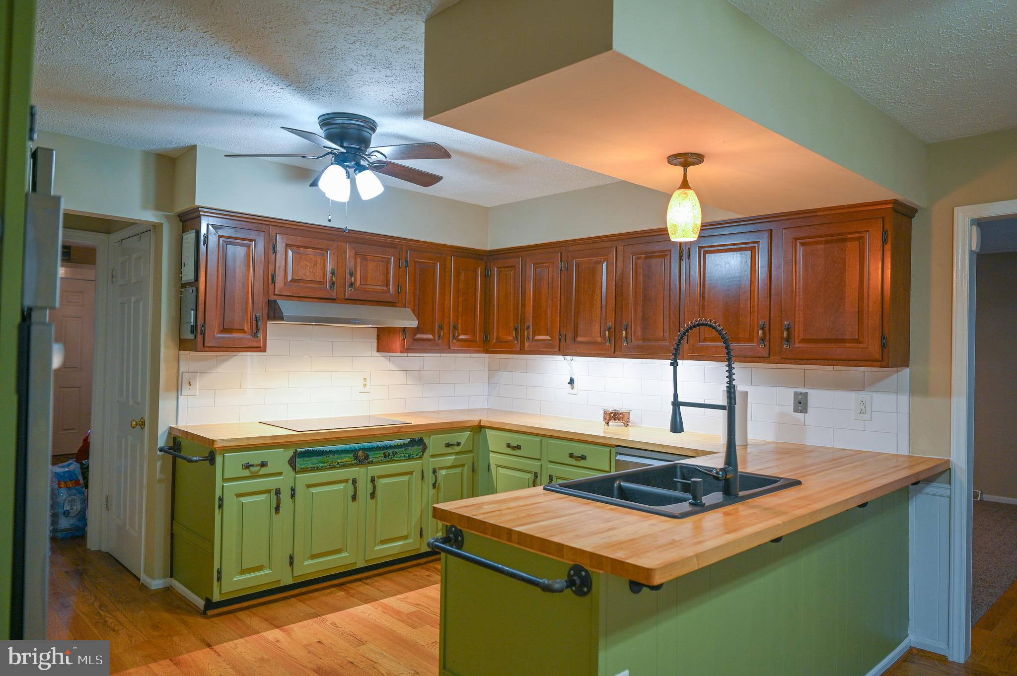 OLD MILL COURT - Residential