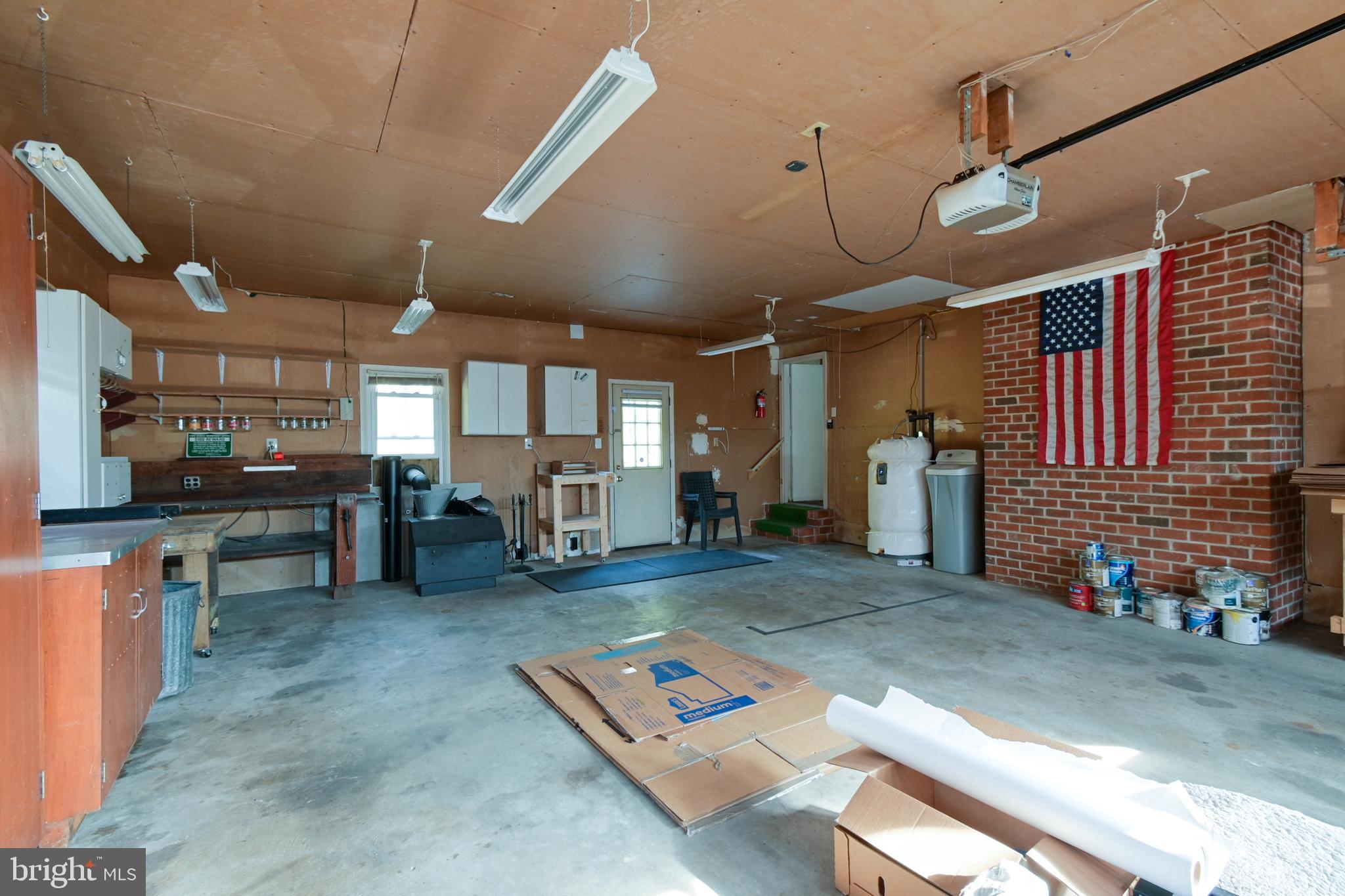 OLD MILL COURT - Residential