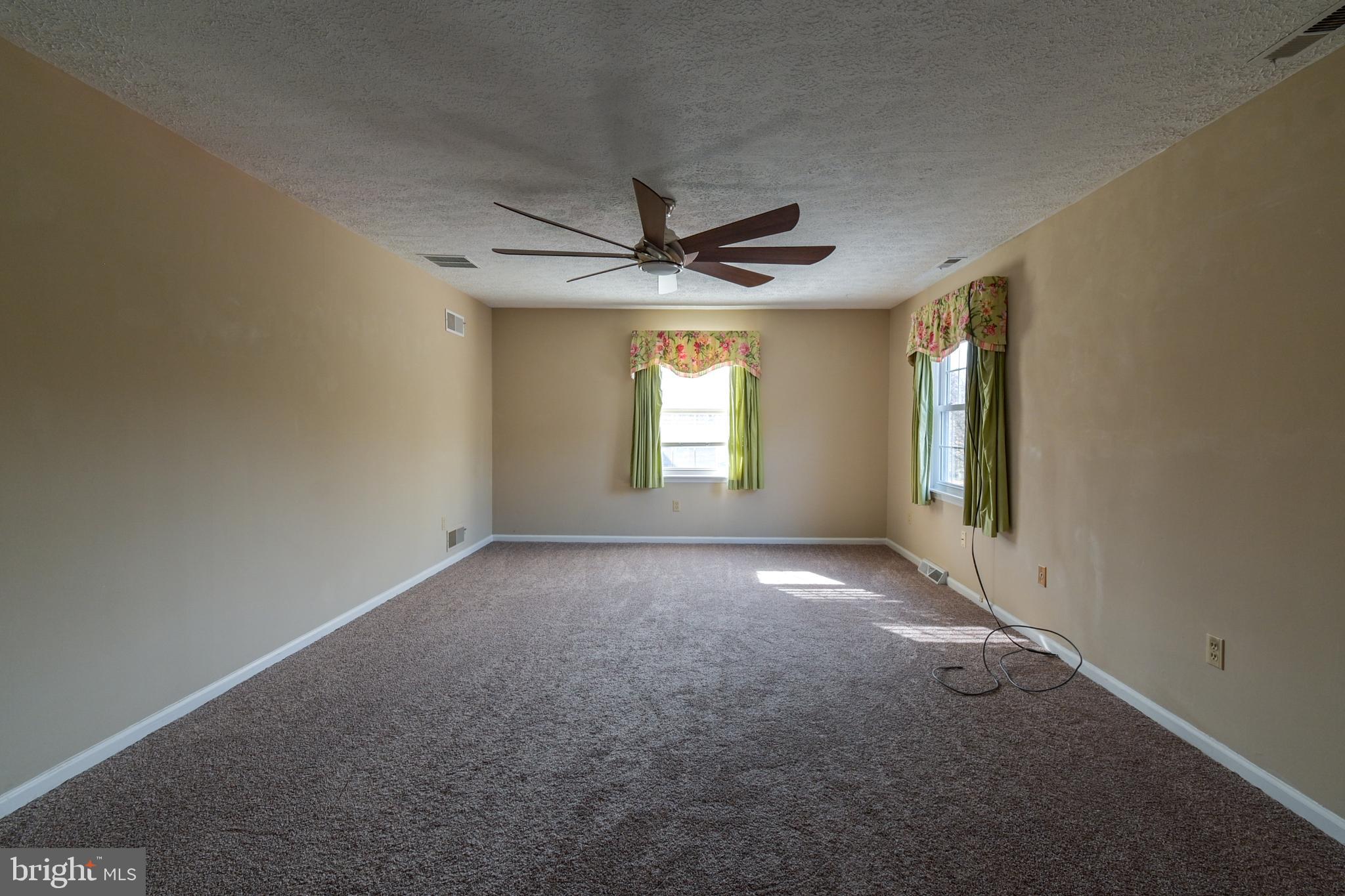 OLD MILL COURT - Residential